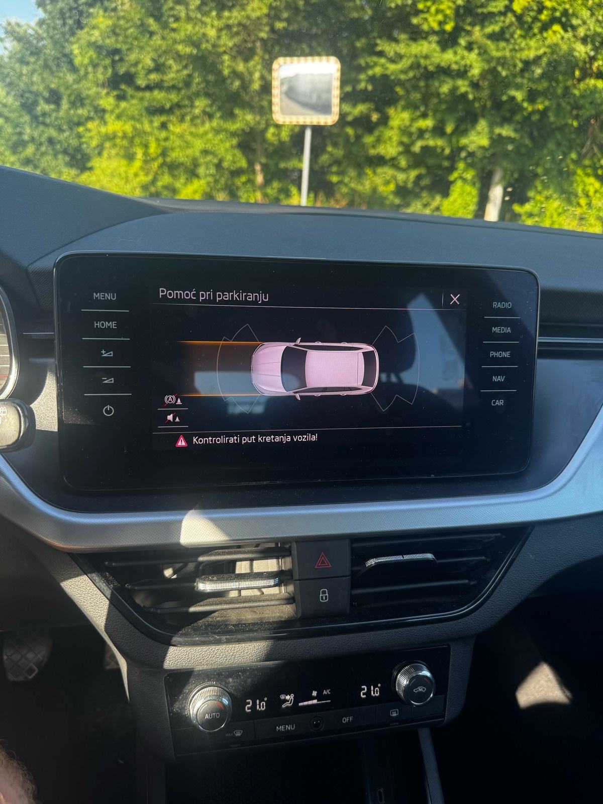 Škoda Scala 1,6 TDI-VIRTUAL-LED-ALU-NAVI-PDC-REG GODINU DANA-TOP!, fotografija 18