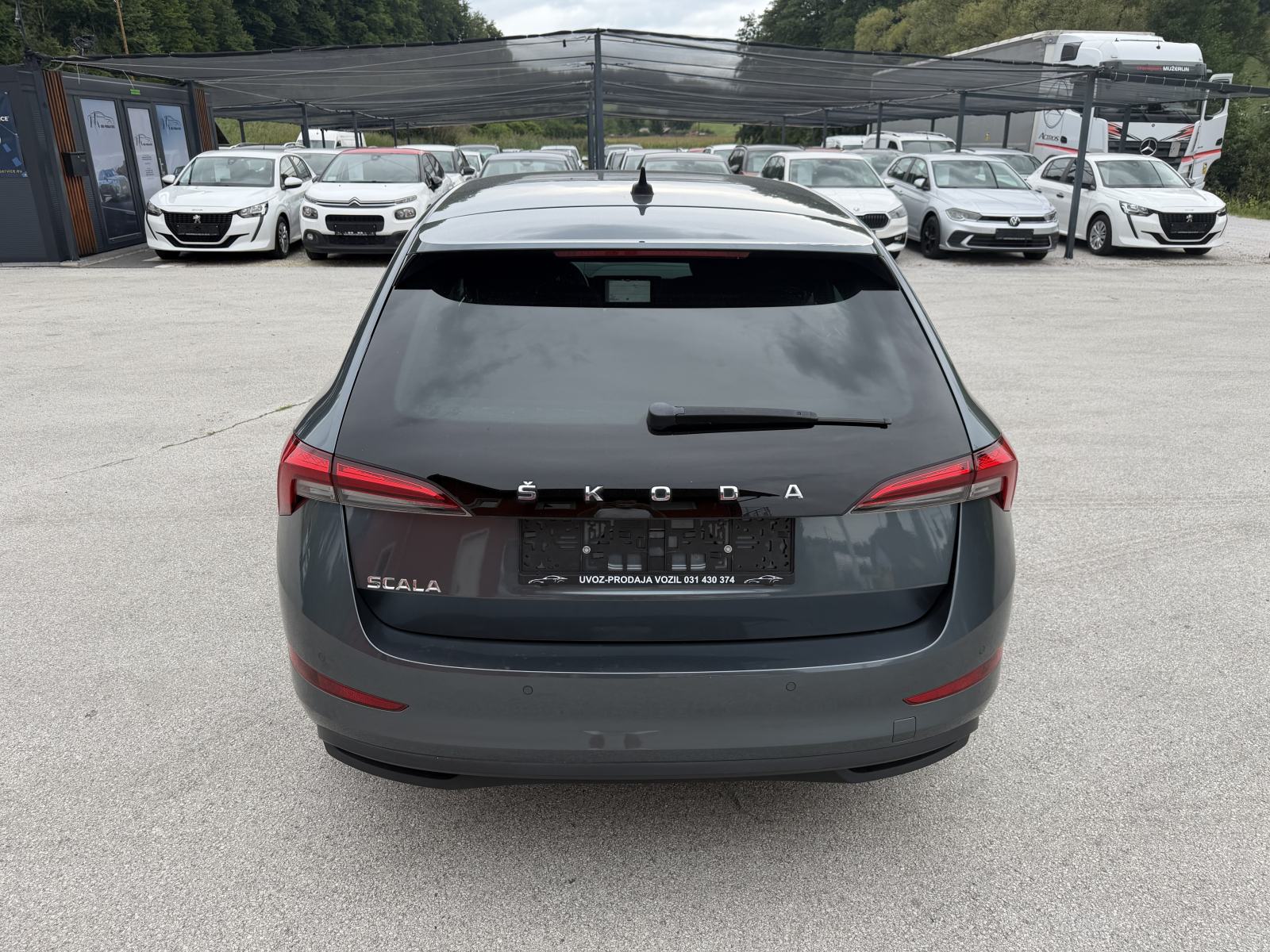 Škoda Scala 1,6TDI-VIRTUAL-NAVI-LED-ALU-2XPDC-TEMPOMAT-SERVISIRANA-, fotografija 6