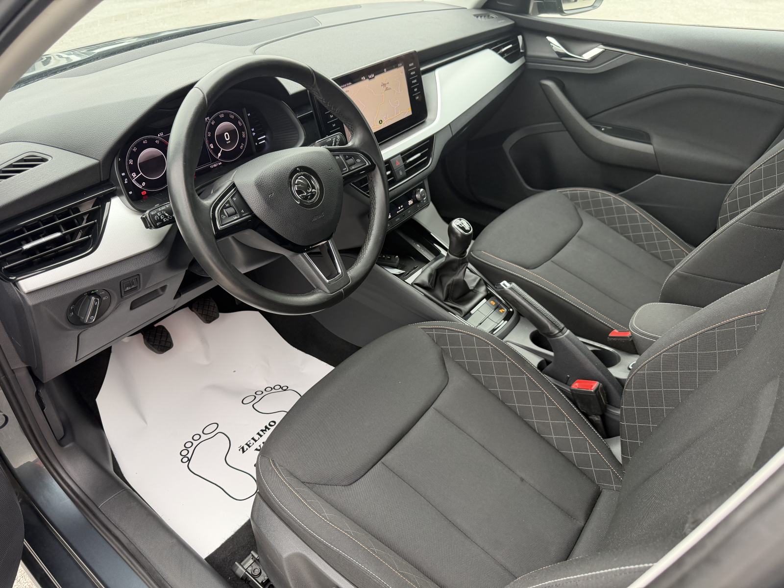 Škoda Scala 1,6TDI-VIRTUAL-NAVI-LED-ALU-2XPDC-TEMPOMAT-SERVISIRANA-, fotografija 9