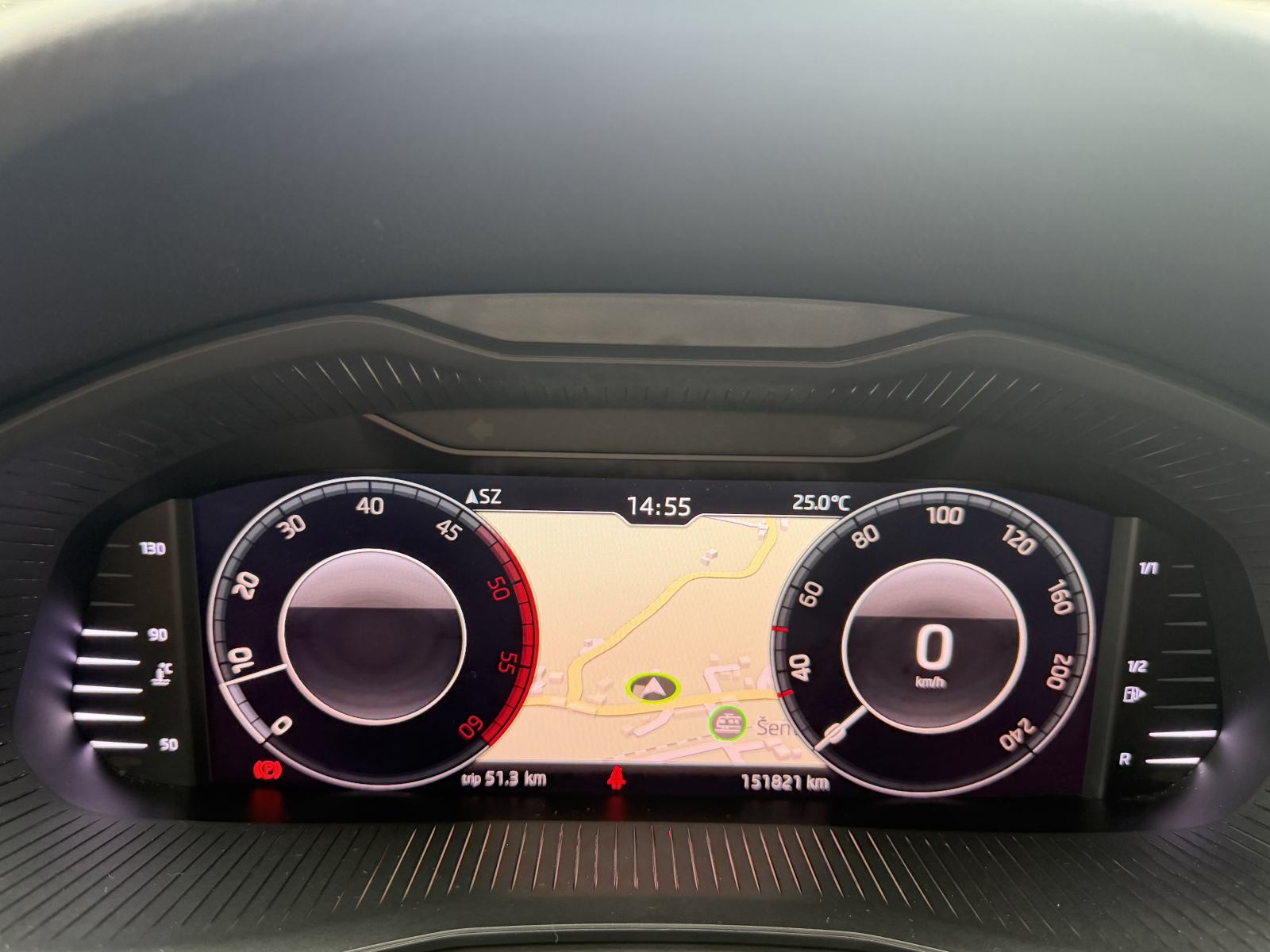 Škoda Scala 1,6TDI-VIRTUAL-NAVI-LED-ALU-2XPDC-TEMPOMAT-SERVISIRANA-, fotografija 12