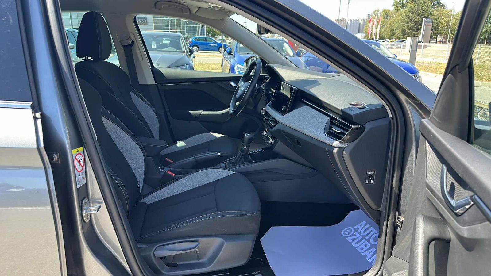 SKODA SCALA 2025 • PREMIUM jamstvo • AutoZubak Rabljena, fotografija 9