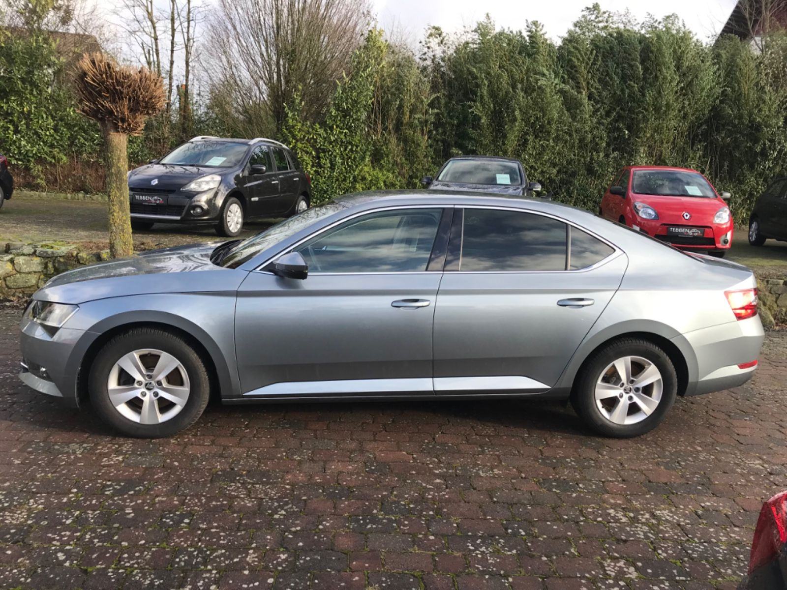 Škoda Superb 1.4 TSI Business-Paket Amundsen BIXENON NAVI APPLE 1.VL., fotografija 5