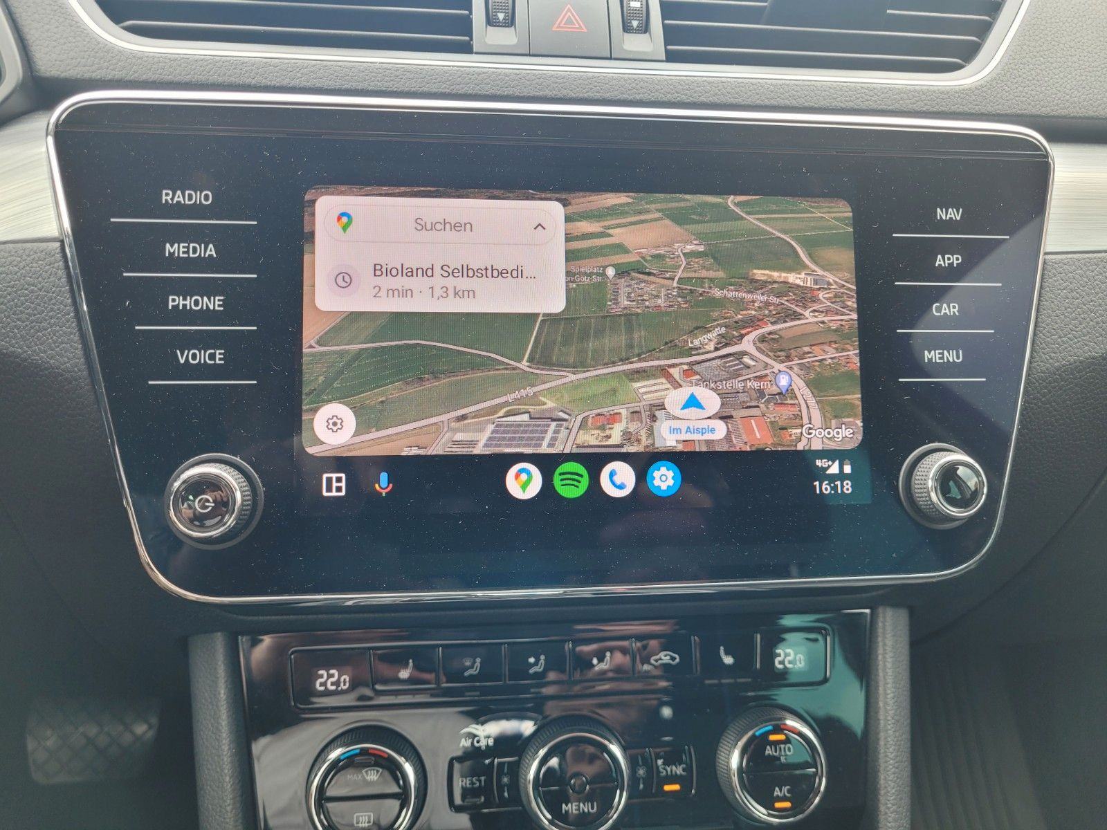 Škoda Superb 1,5 TSI DSG AMBITION LED EL.SICEVI NAVI APPLE 1.VL. 2021, fotografija 9