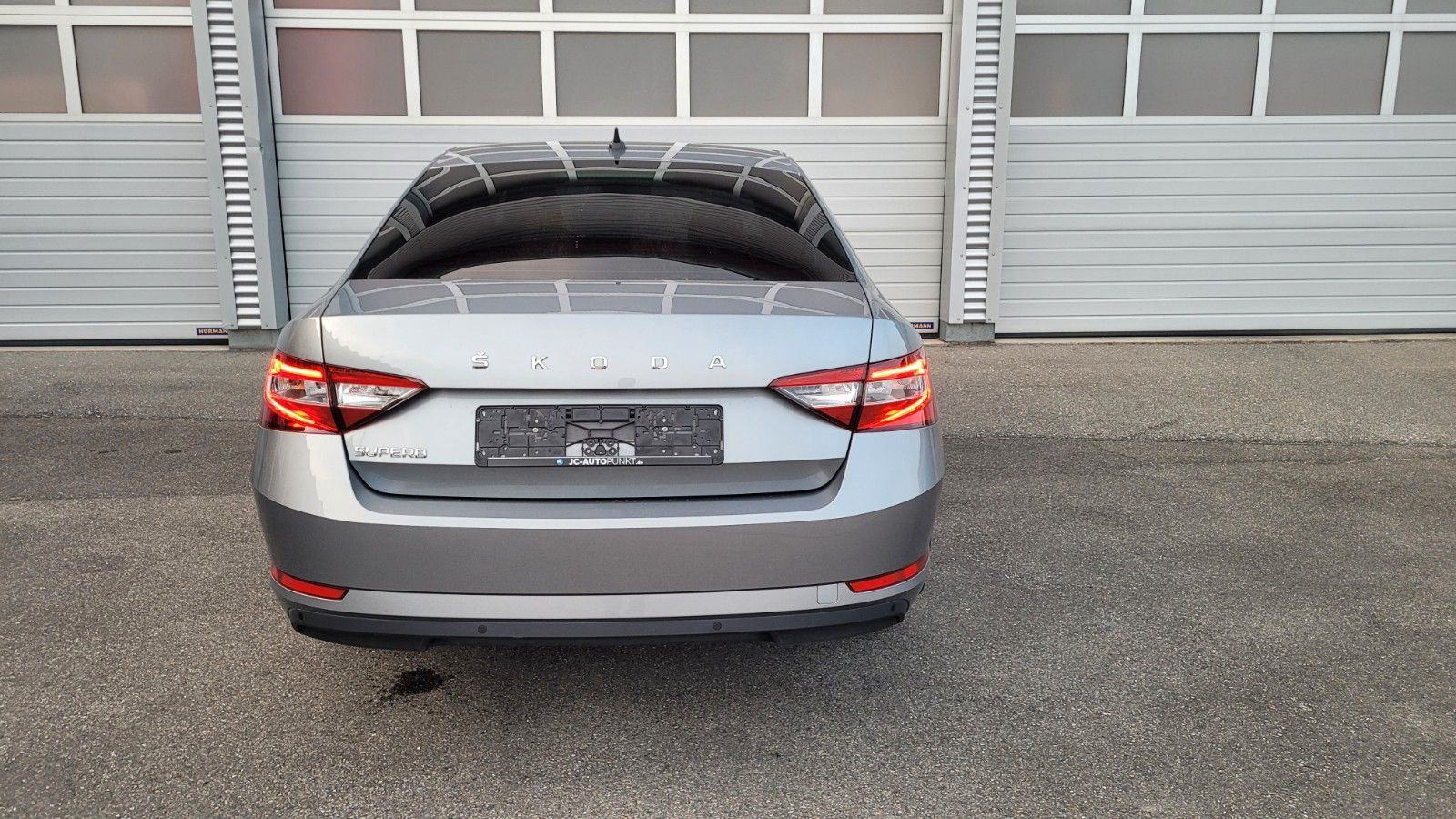 Škoda Superb 1,5 TSI DSG AMBITION LED EL.SICEVI NAVI APPLE 1.VL. 2021, fotografija 15