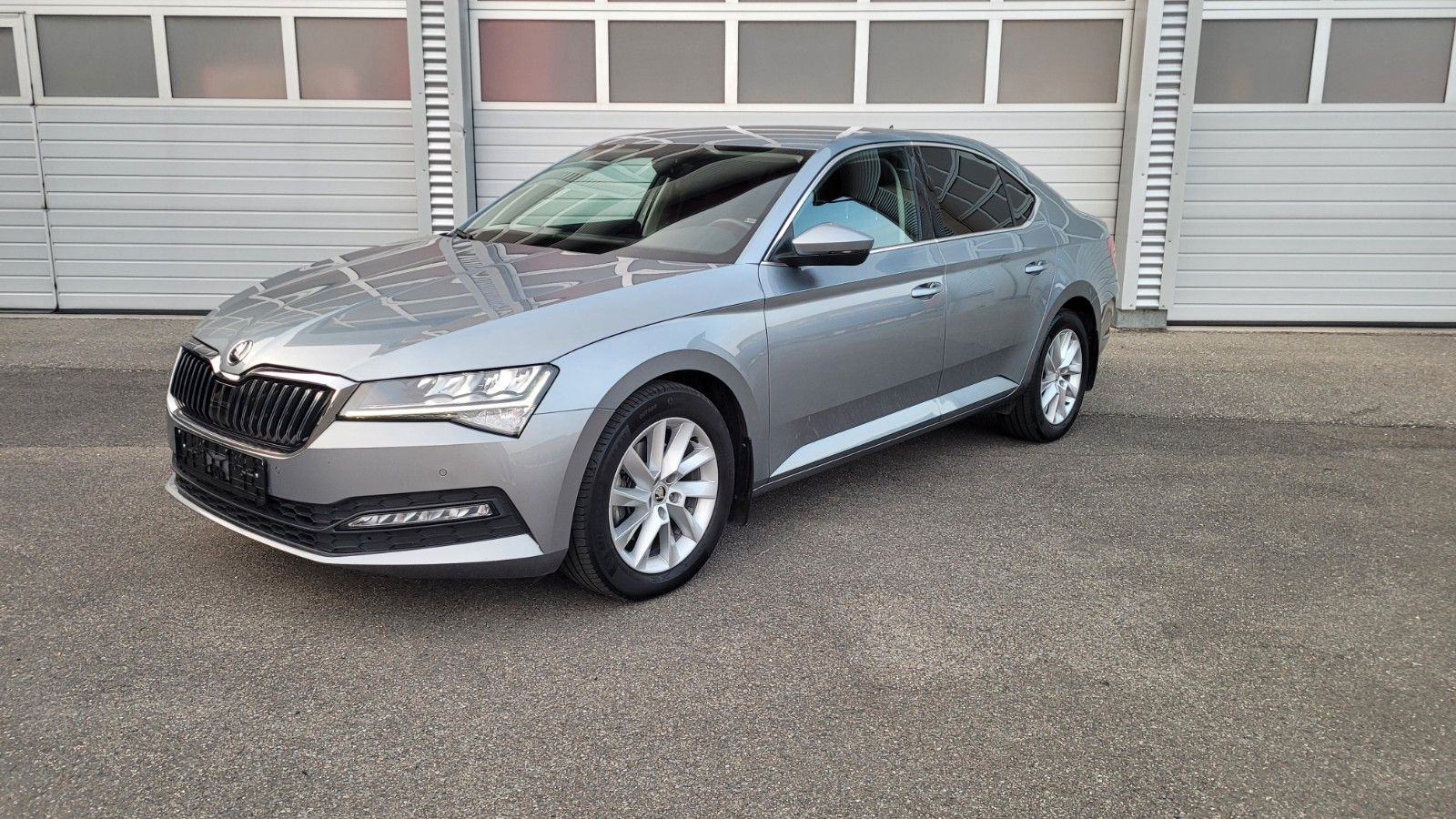 Škoda Superb 1,5 TSI DSG AMBITION LED EL.SICEVI NAVI APPLE 1.VL. 2021, fotografija 2