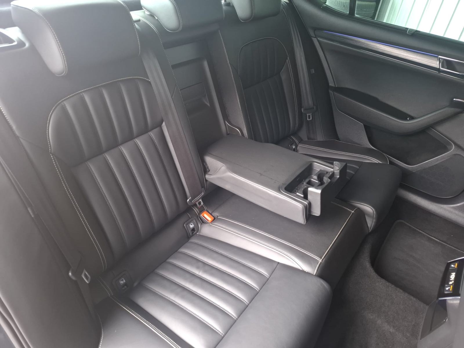 Škoda Superb 1.6 TDI DSG AUTOMATIK NAV 2xPDC KAMERA FULL LED GARANCIJA, fotografija 13