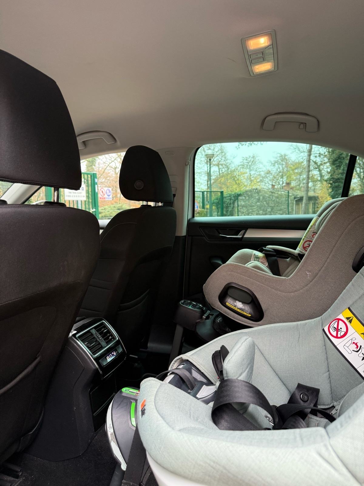 Škoda Superb 1,6 TDI DSG automatik, fotografija 7