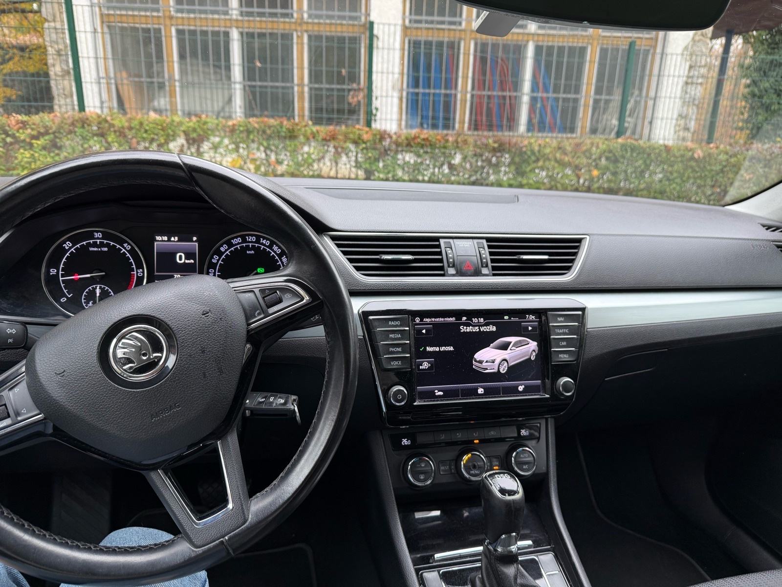Škoda Superb 1,6 TDI DSG automatik, fotografija 9