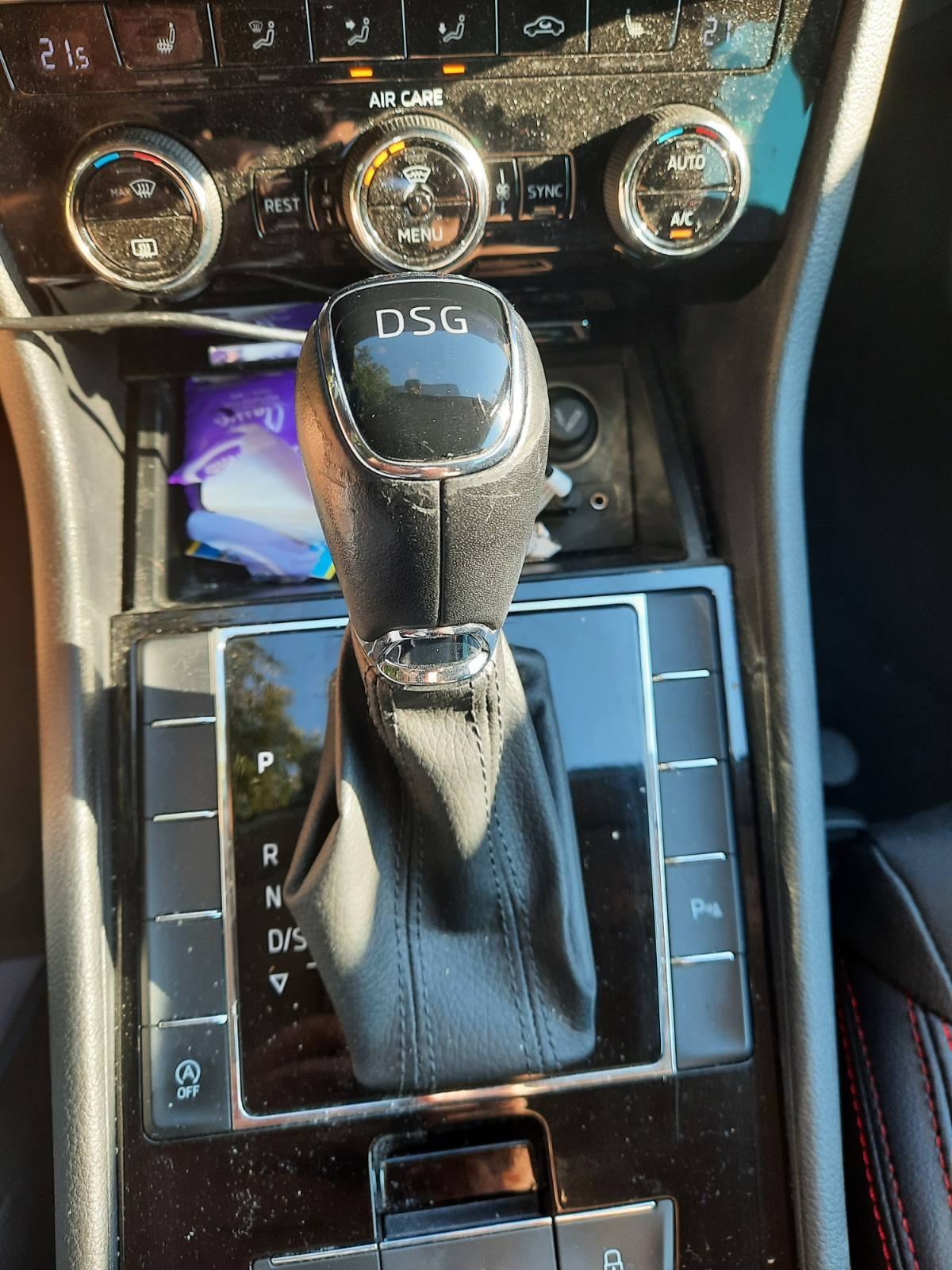 Škoda Superb 1,6 TDI DSG automatic na ime kupca, fotografija 11