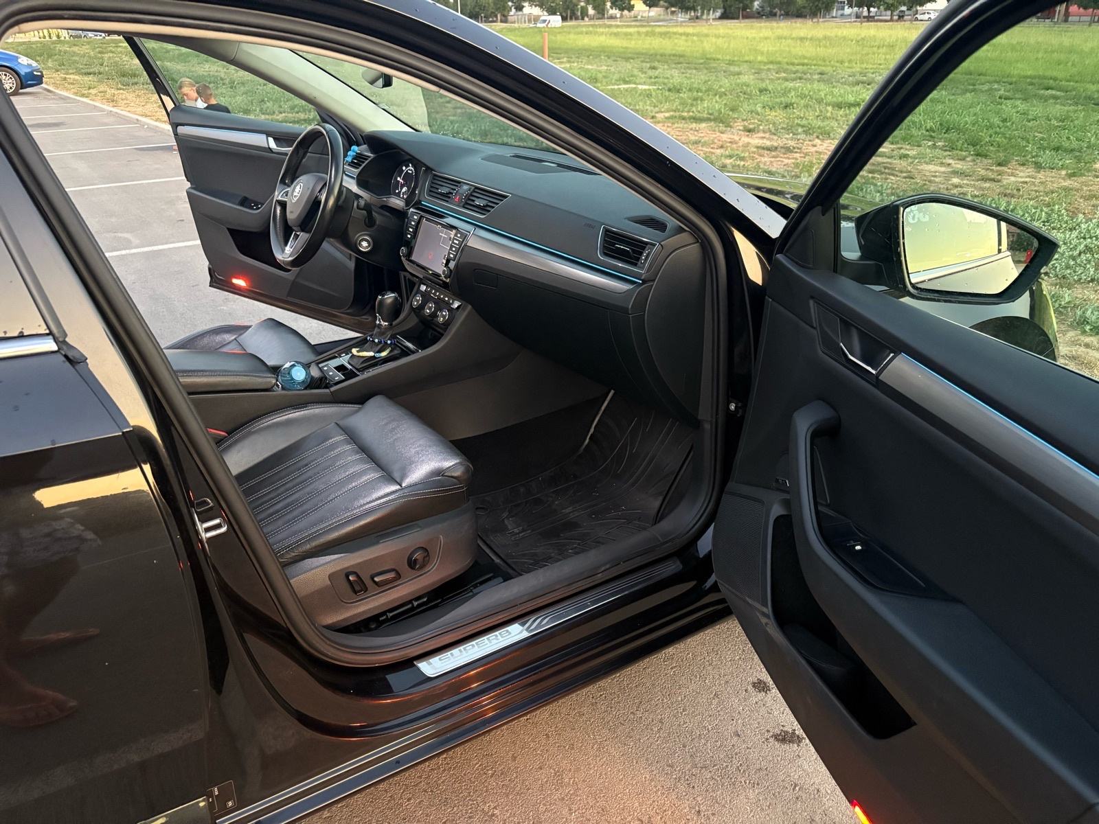 Škoda Superb 1,6 TDI DSG automatik, fotografija 8