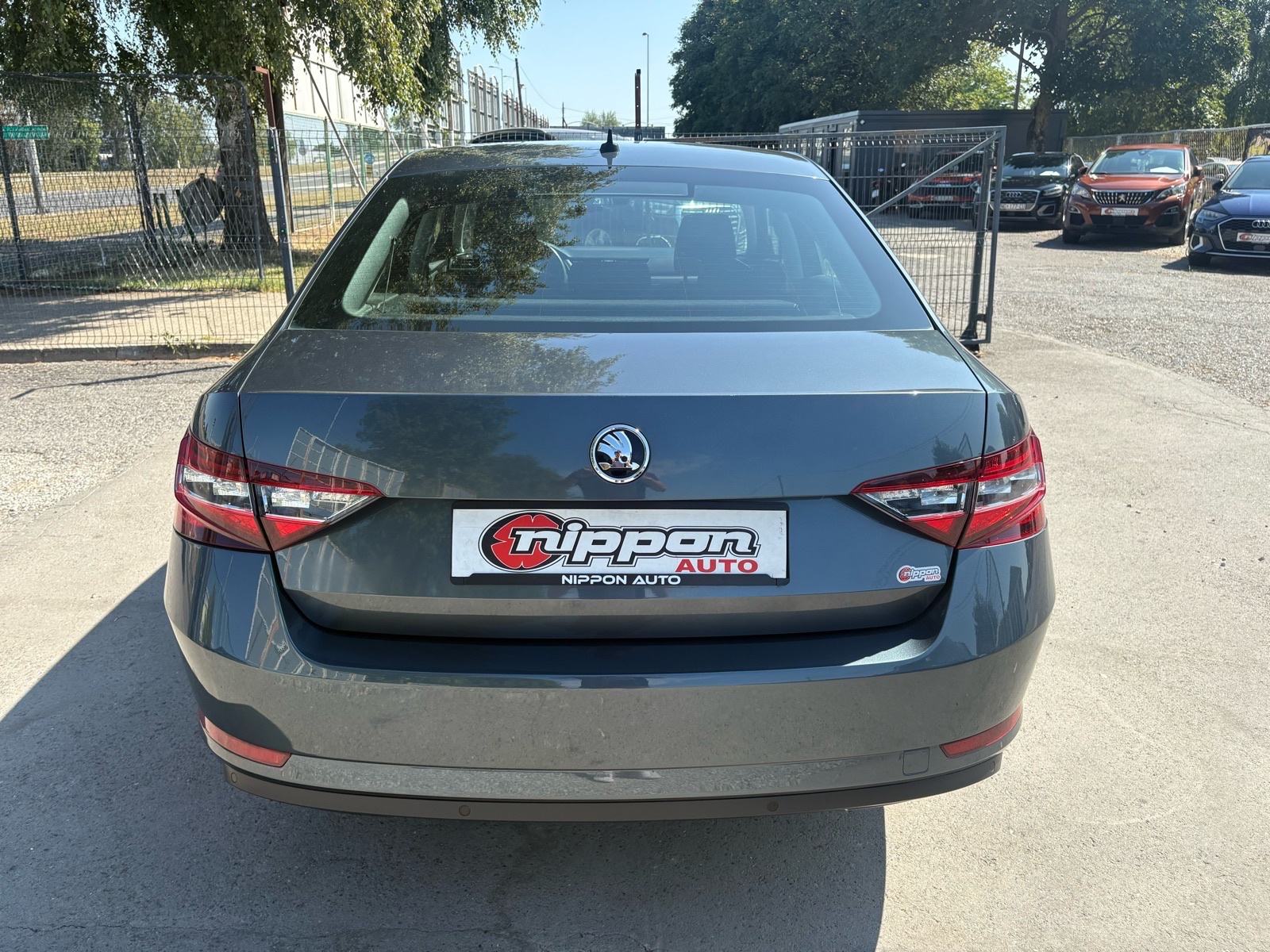 Škoda Superb 1,6 TDI DSG REG:02/2027 - NAVI - KLIMA - AUTOKREDIT, fotografija 5