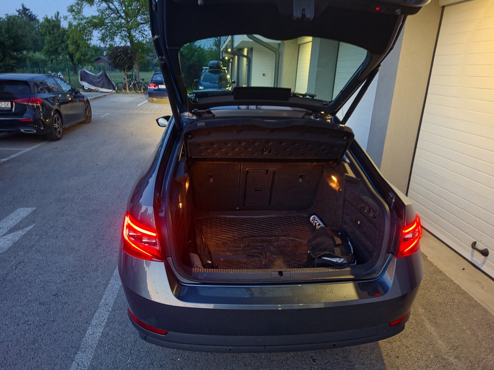Škoda Superb 1,6 TDI, fotografija 15