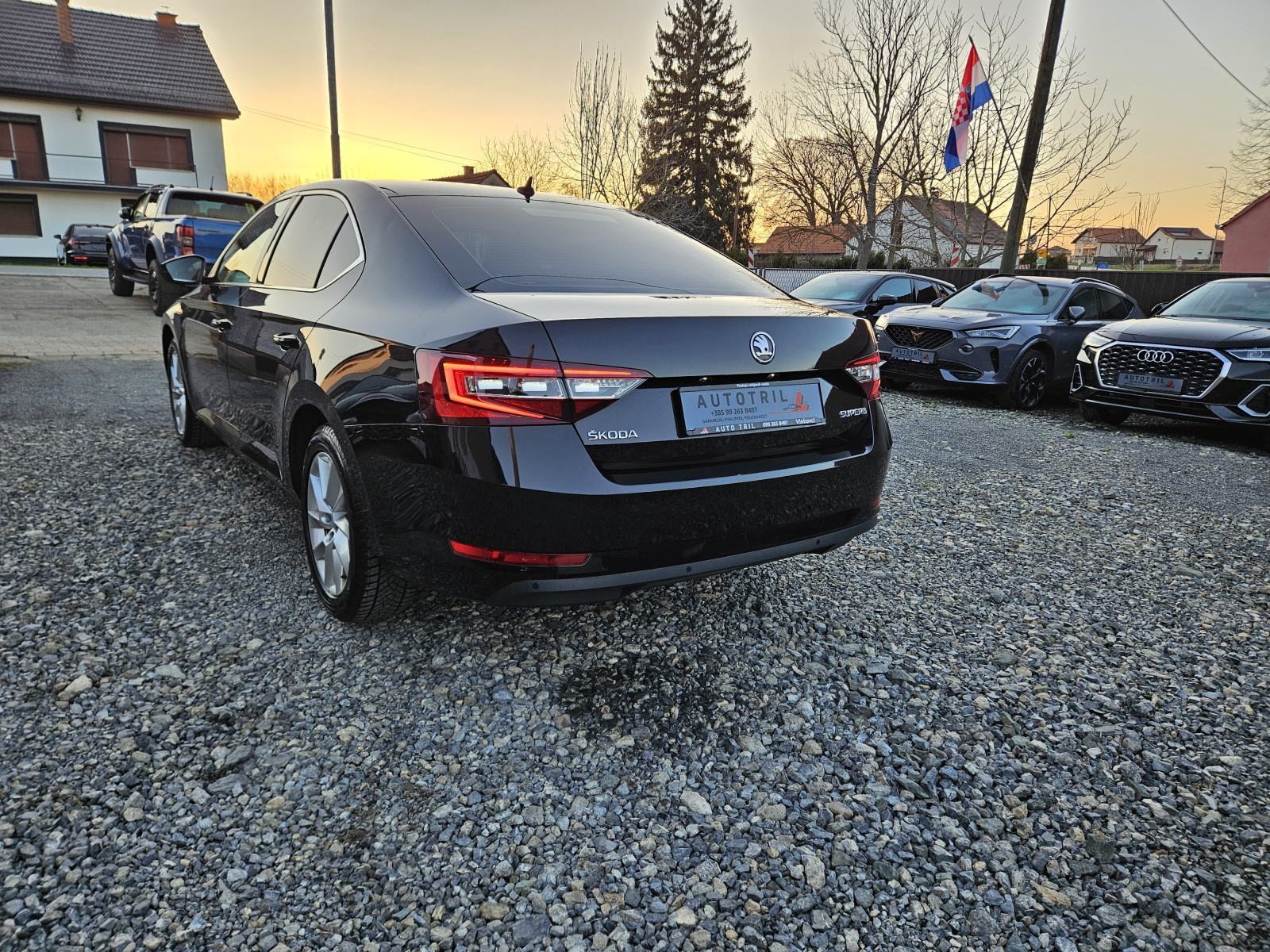 Škoda Superb 1.6TDI DSG SUBWOOFER,LEASING BEZ UČEŠĆA I BEZ JAMACA, fotografija 4