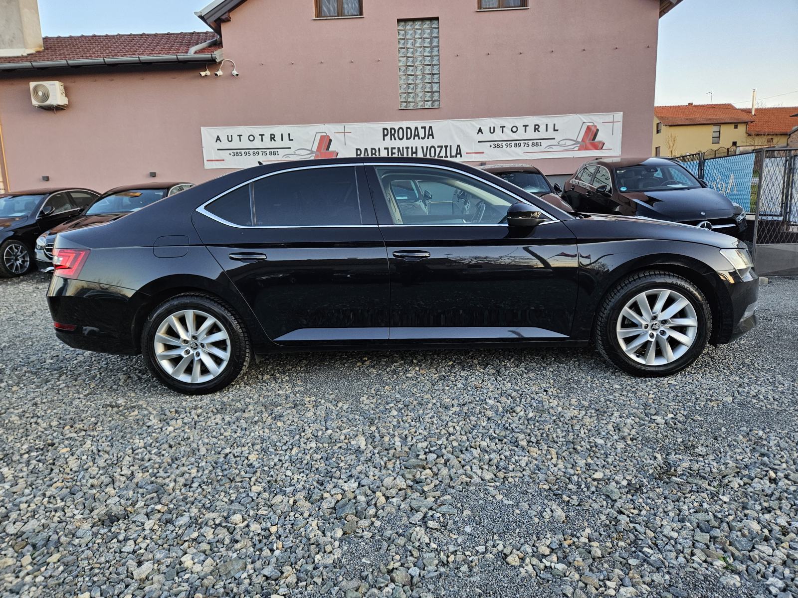 Škoda Superb 1.6TDI DSG SUBWOOFER,LEASING BEZ UČEŠĆA I BEZ JAMACA, fotografija 8