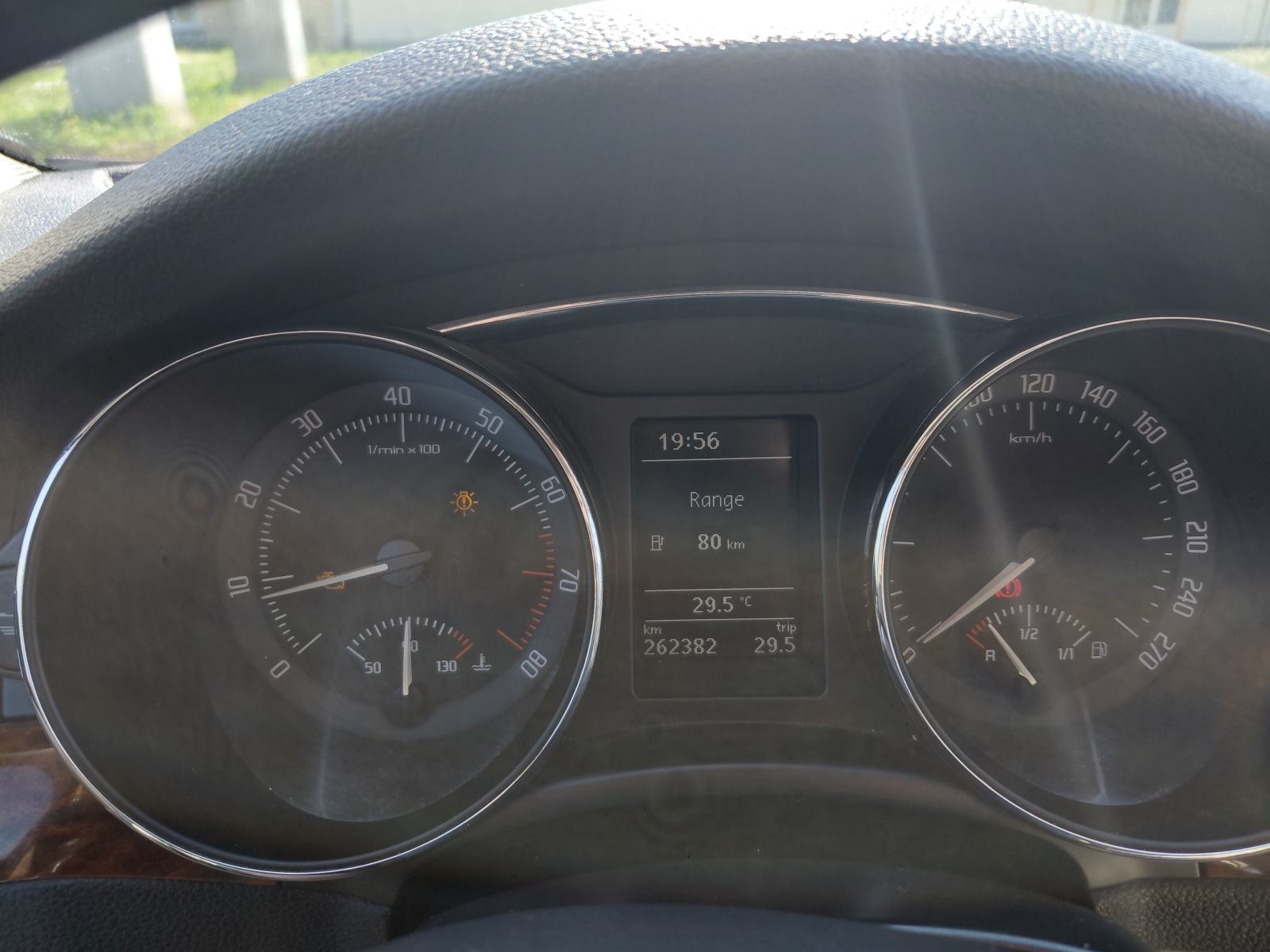 Škoda Superb 1,8 TSI, fotografija 3