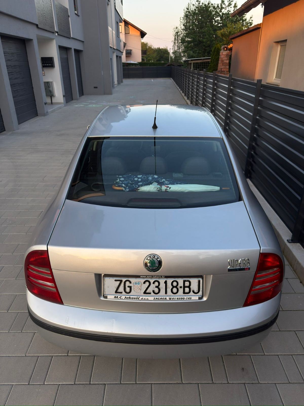 Škoda Superb 1,9 TDi, fotografija 10