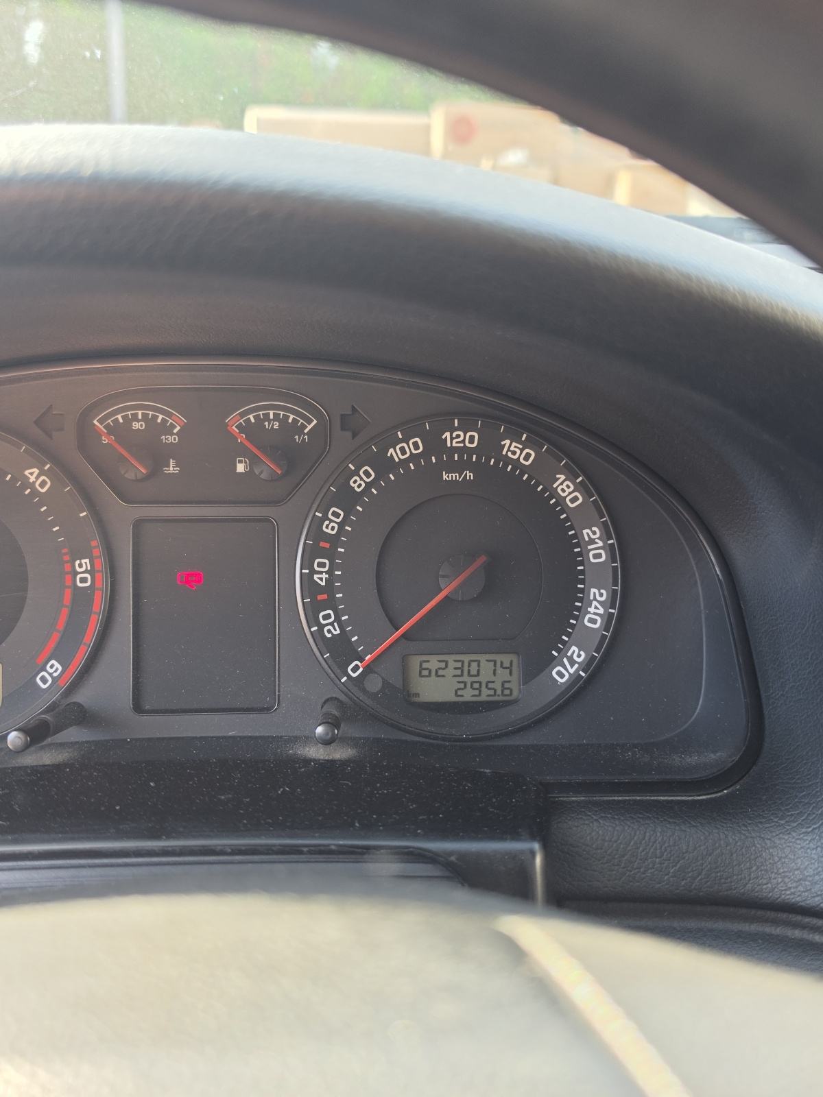Škoda Superb 1,9 TDi, fotografija 6