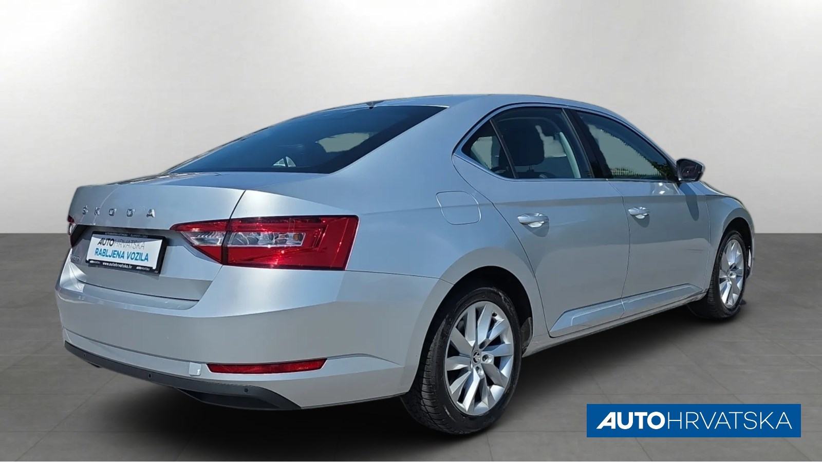 ŠKODA SUPERB 2.0 TDI 110KW DSG AMBITION - Jamstvo 15 mjeseci, 24.990,0, fotografija 5