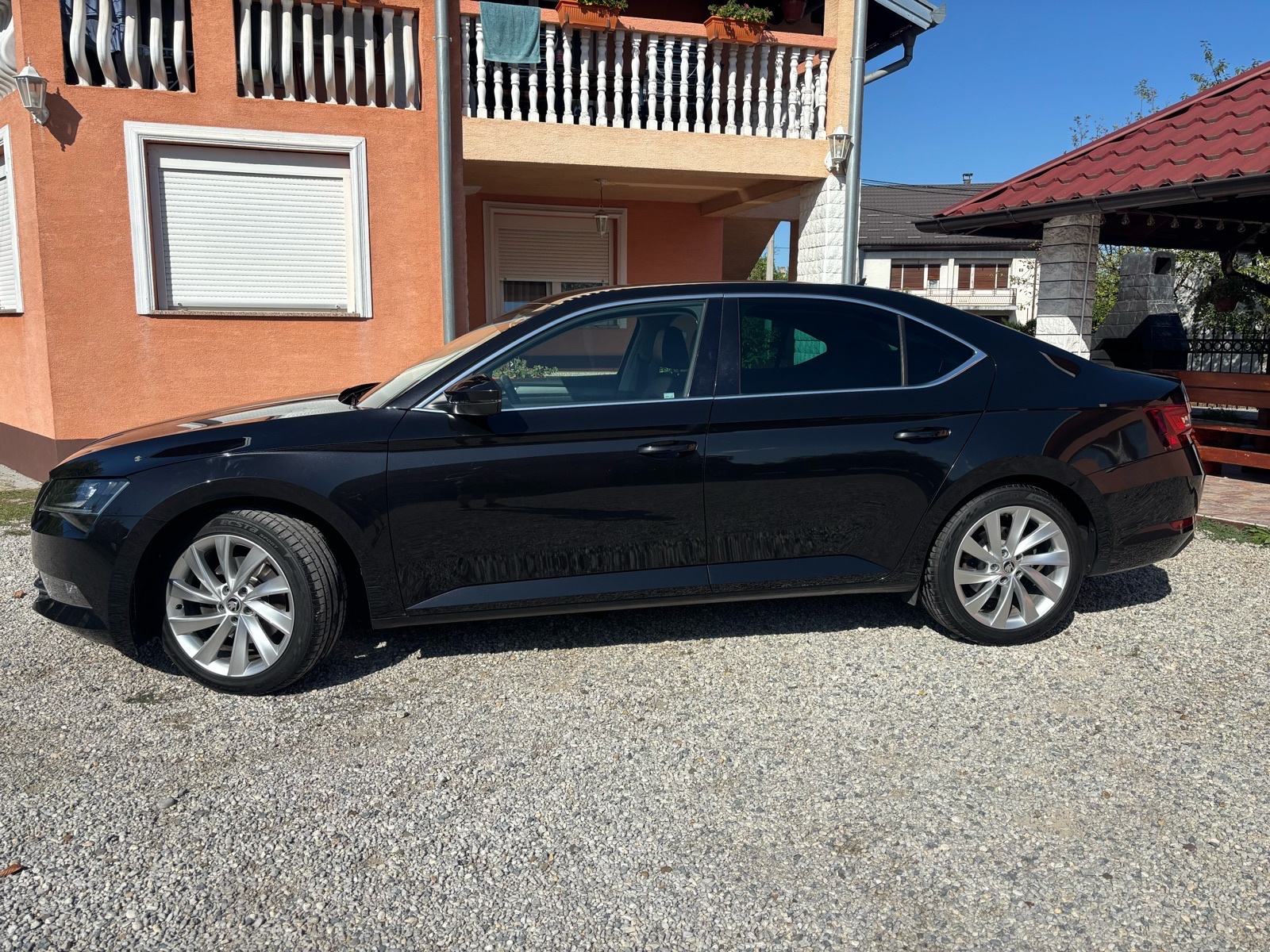 Škoda Superb 2,0 TDI-152 000 KM-Nije uvoz-Business oprema, fotografija 4