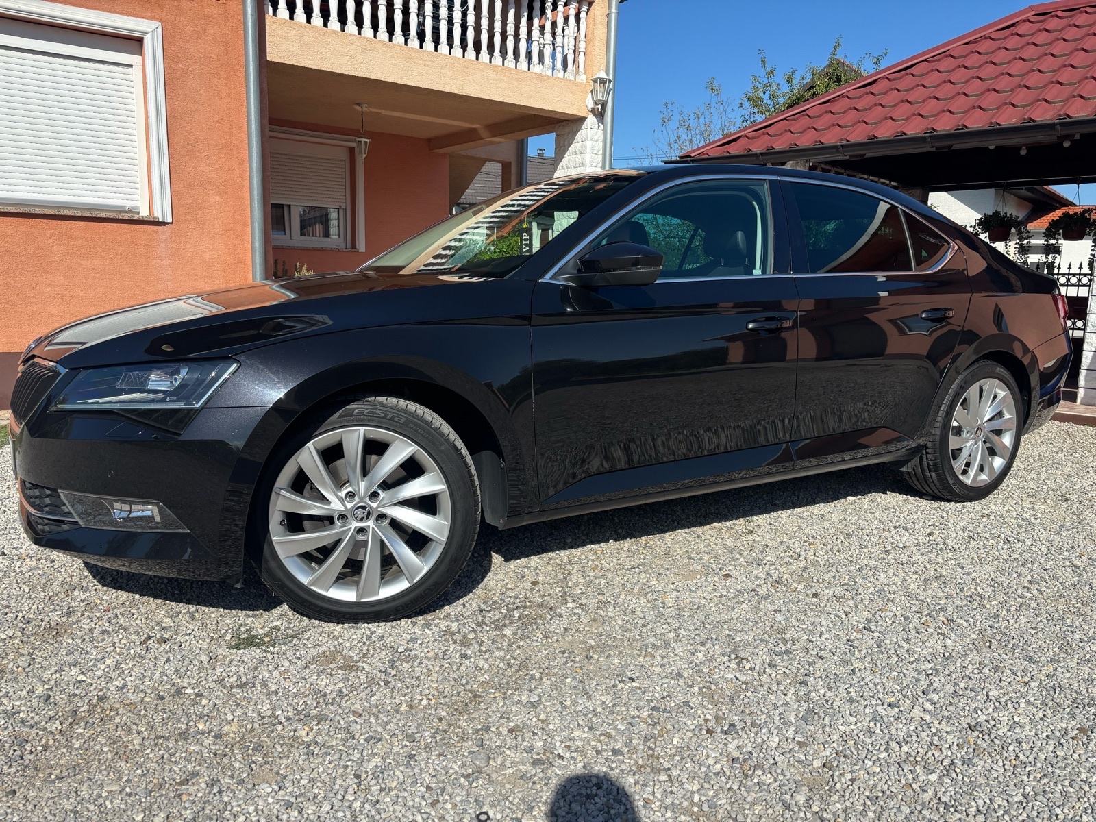 Škoda Superb 2,0 TDI-152 000 KM-Nije uvoz-Business oprema, fotografija 7