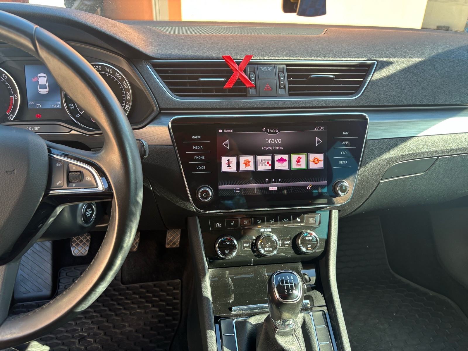 Škoda Superb 2,0 TDI-152 000 KM-Nije uvoz-Business oprema, fotografija 13