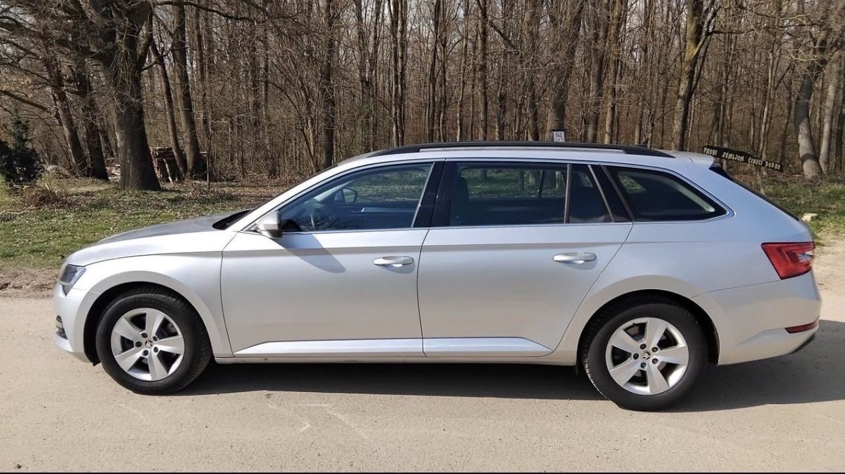 Škoda Superb 2,0 TDI 2020 DSG, fotografija 3