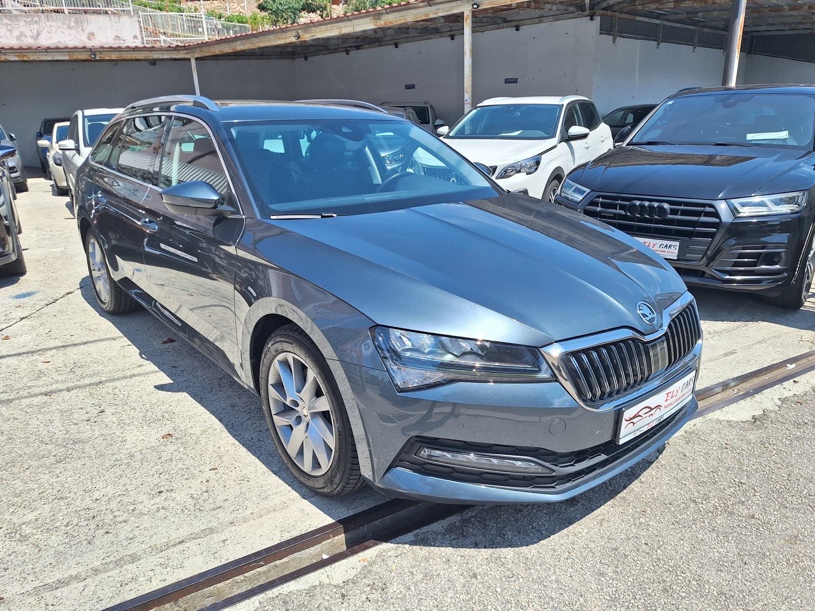 Škoda Superb 2,0 TDI automatik (DSG)VIRTUAL/P.KAMERA, fotografija 3