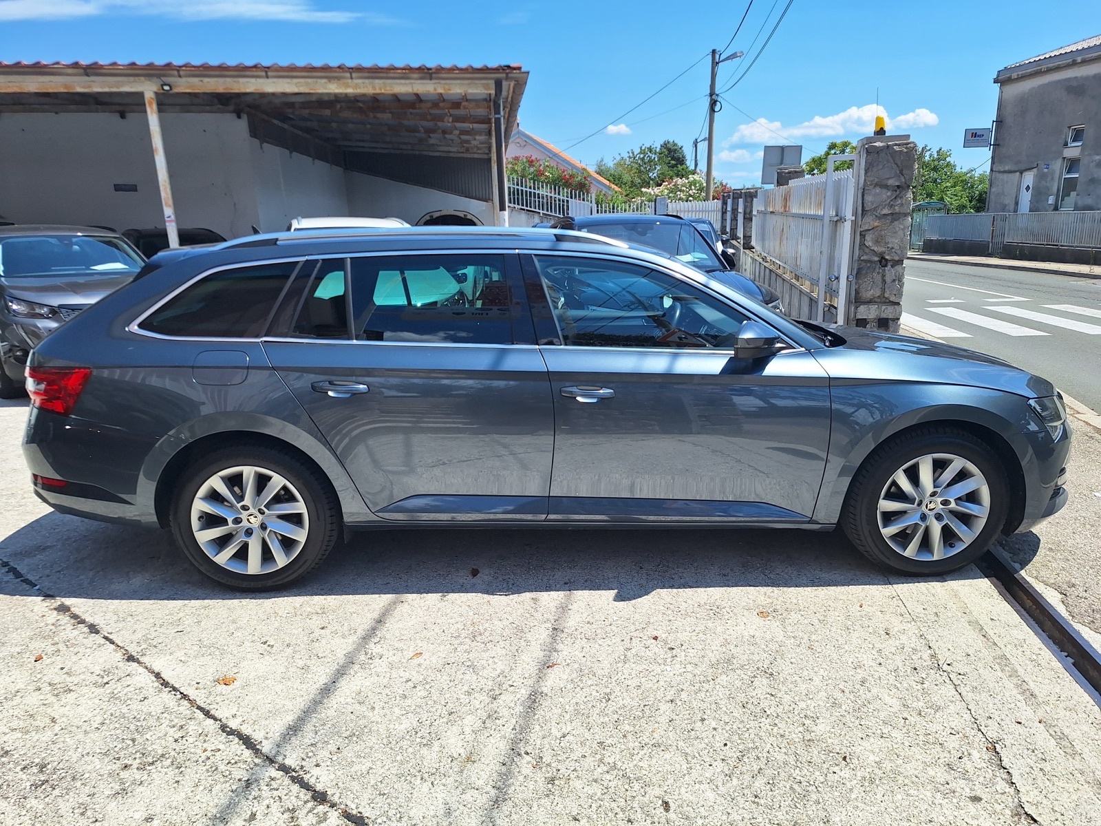 Škoda Superb 2,0 TDI automatik (DSG)VIRTUAL/P.KAMERA, fotografija 7