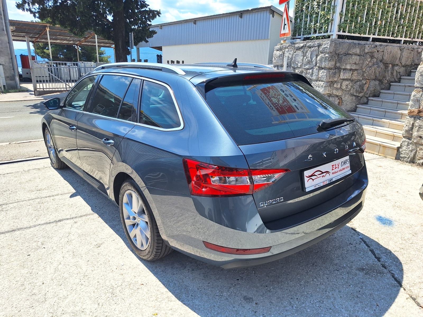 Škoda Superb 2,0 TDI automatik (DSG)VIRTUAL/P.KAMERA, fotografija 4