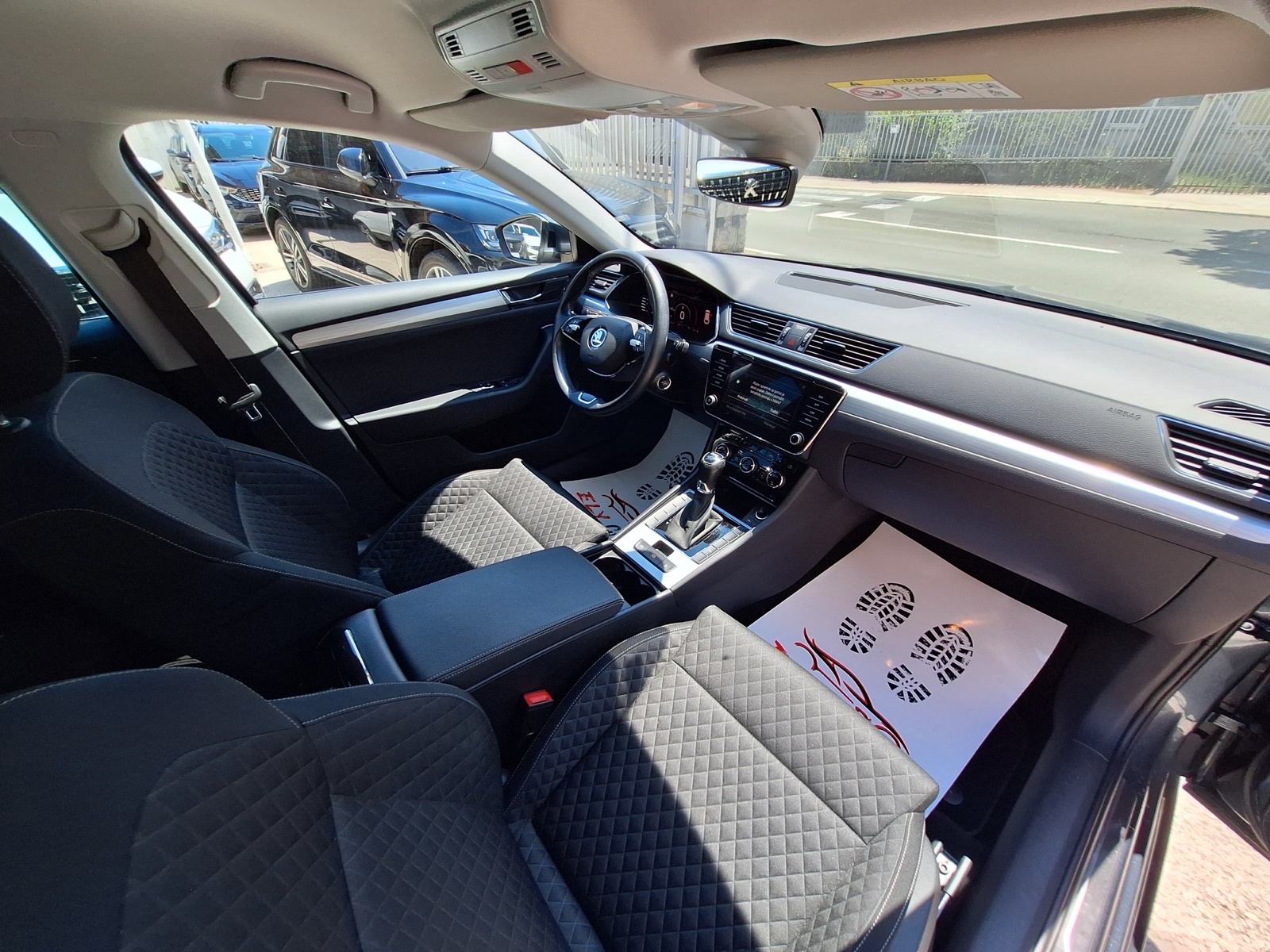 Škoda Superb 2,0 TDI automatik (DSG)VIRTUAL/P.KAMERA, fotografija 17