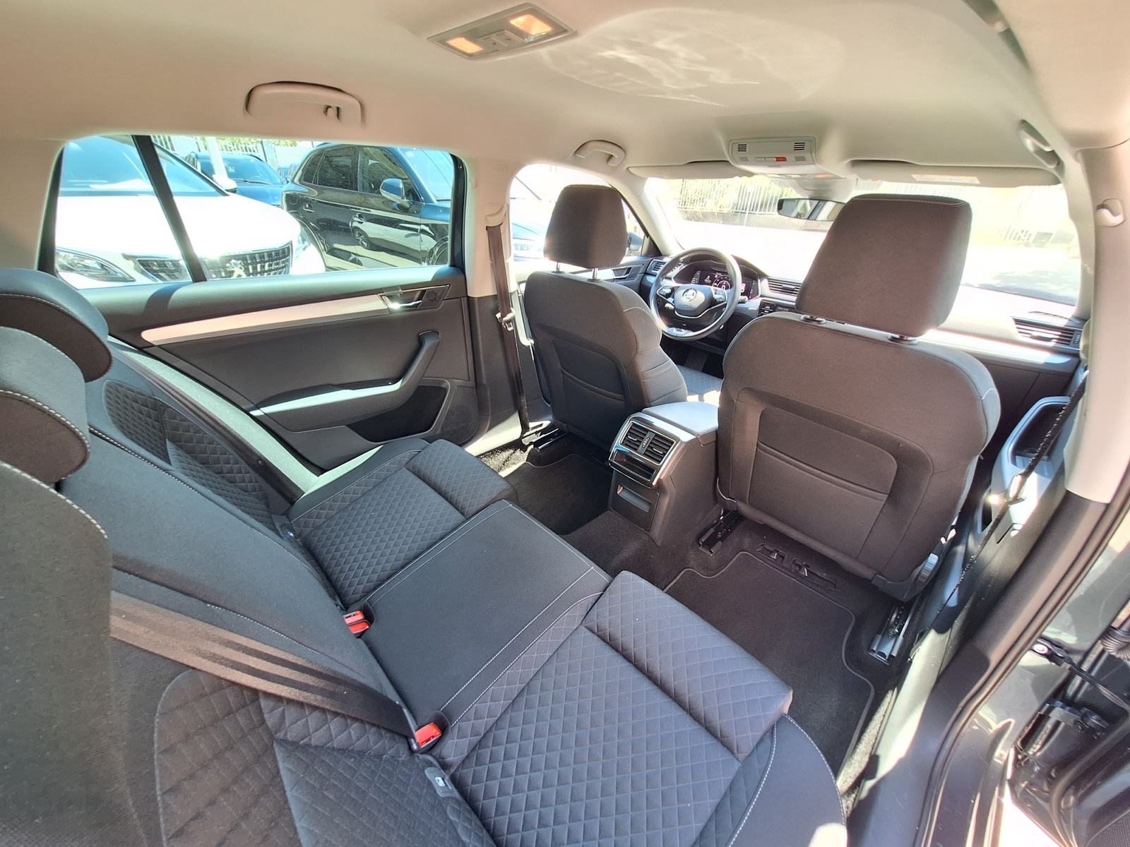 Škoda Superb 2,0 TDI automatik (DSG)VIRTUAL/P.KAMERA, fotografija 20