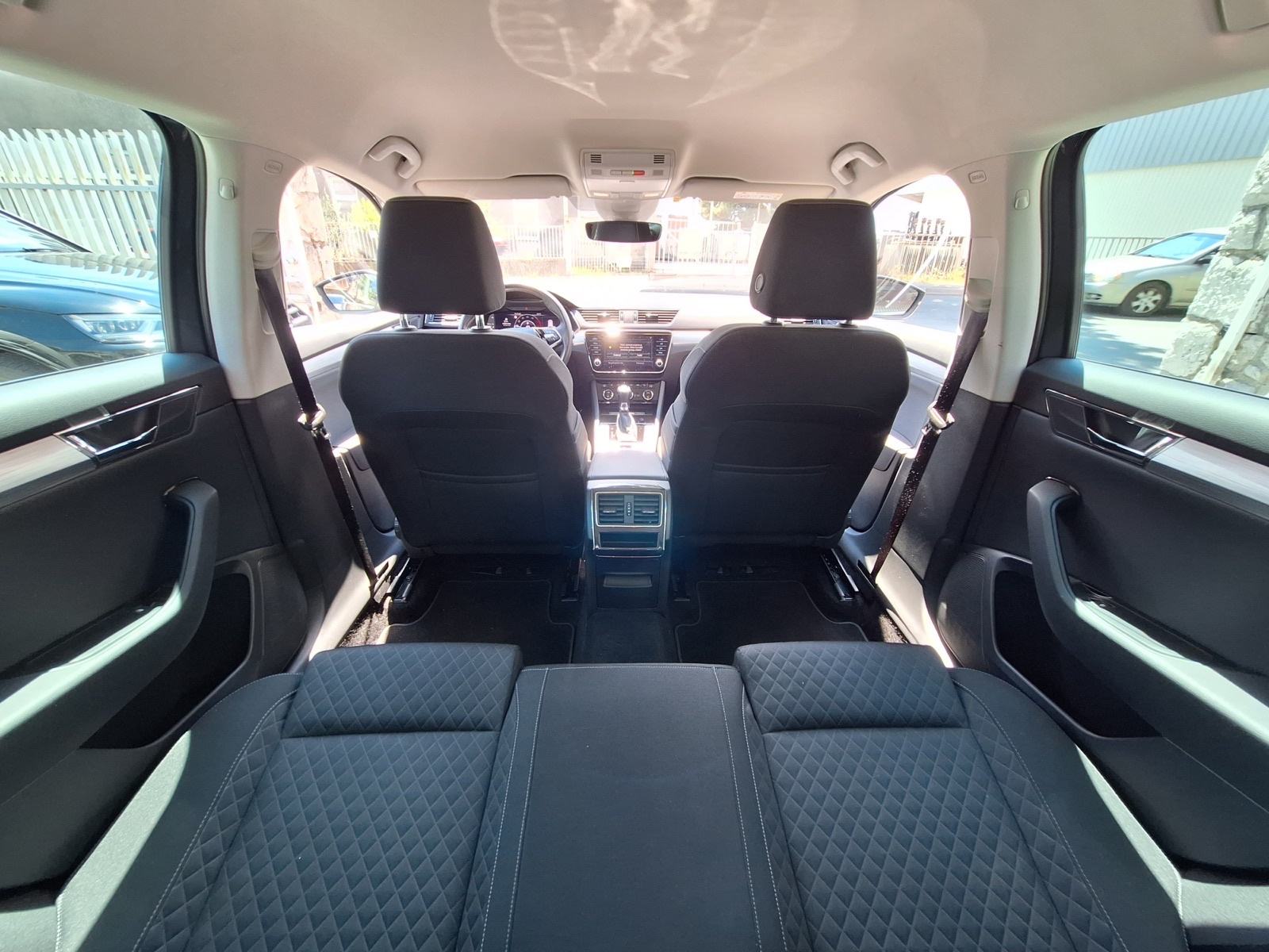 Škoda Superb 2,0 TDI automatik (DSG)VIRTUAL/P.KAMERA, fotografija 19