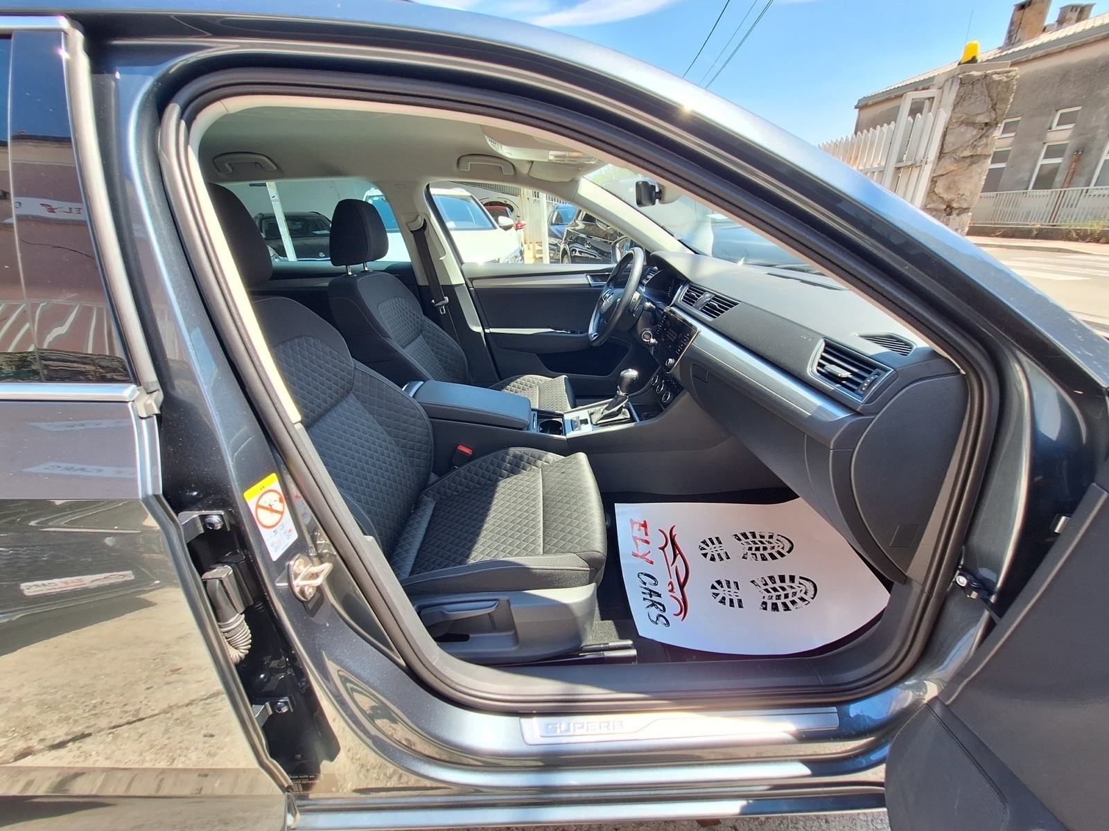 Škoda Superb 2,0 TDI automatik (DSG)VIRTUAL/P.KAMERA, fotografija 16