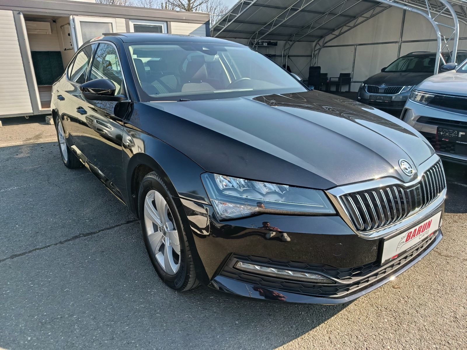 Škoda Superb 2,0 TDI . Jamstvo 3 GOD. Leasing.PDV, fotografija 3