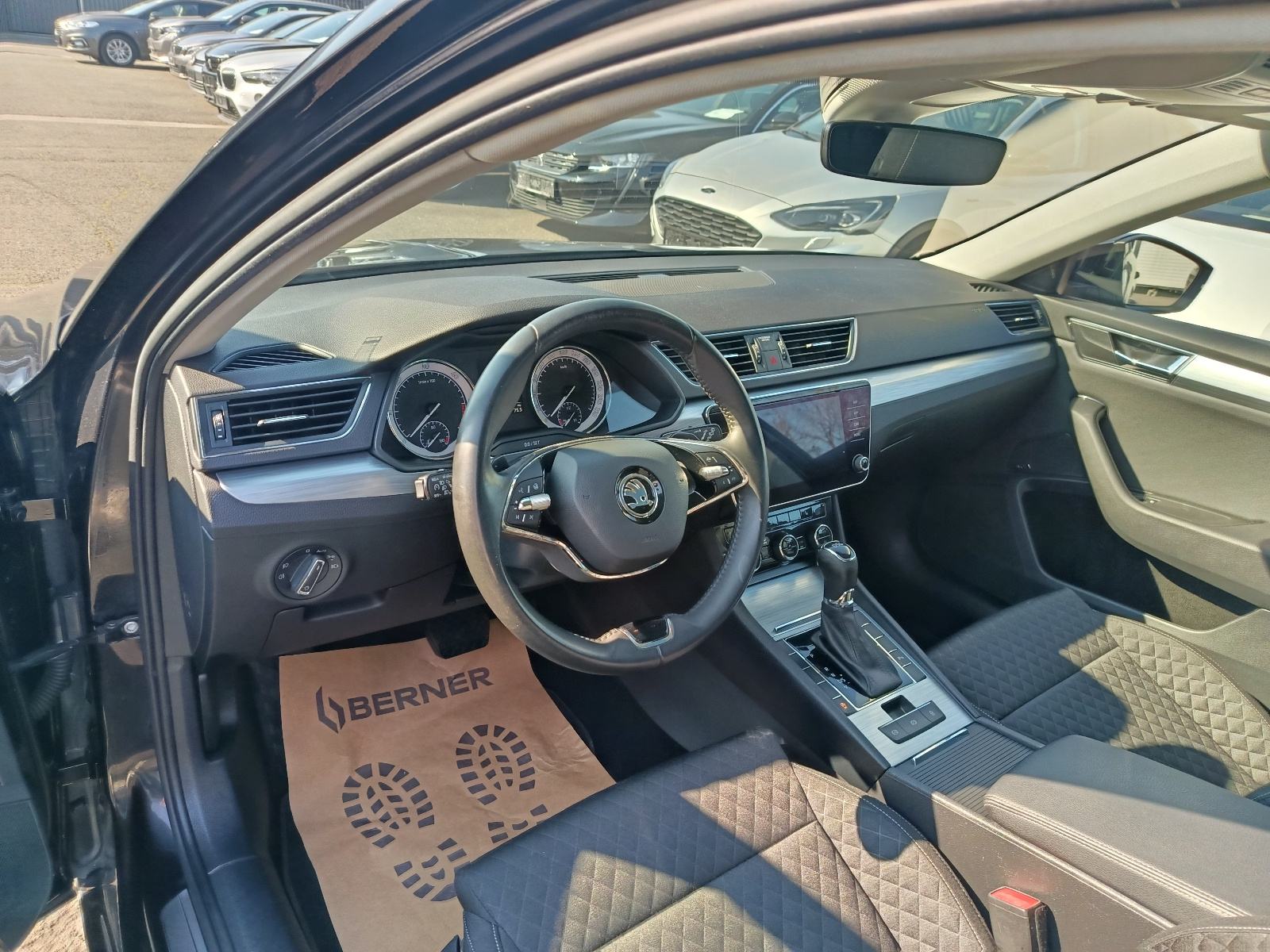 Škoda Superb 2,0 TDI . Jamstvo 3 GOD. Leasing.PDV, fotografija 11