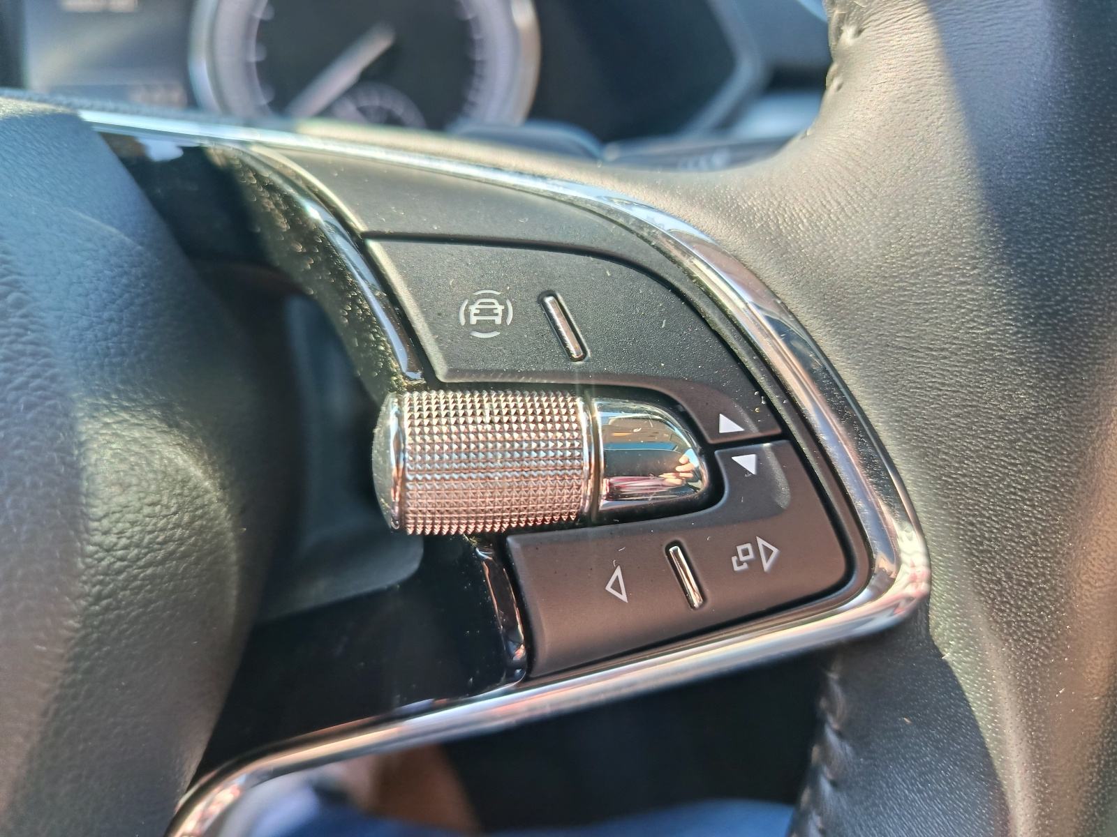 Škoda Superb 2,0 TDI . Jamstvo 3 GOD. Leasing.PDV, fotografija 17