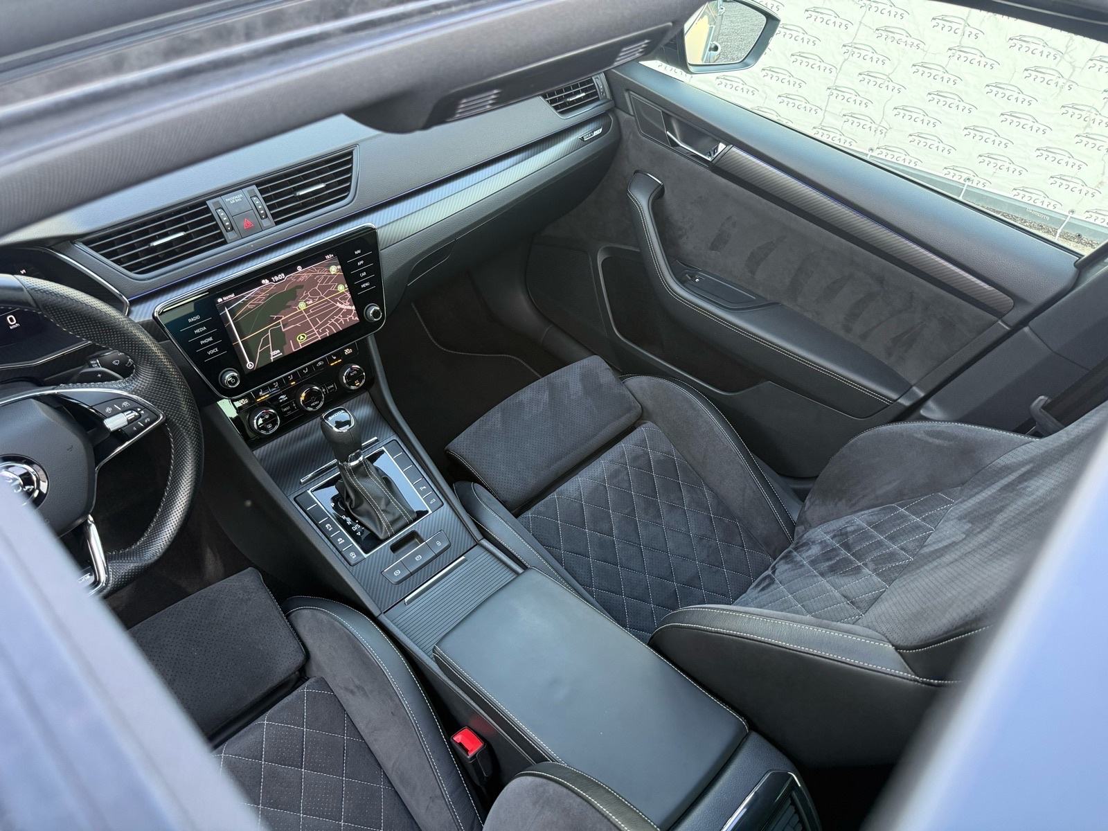 Škoda Superb 2,0 TDI SPORTLINE | DSG | MEMORIJA | NAVI | PANORAMA, fotografija 12