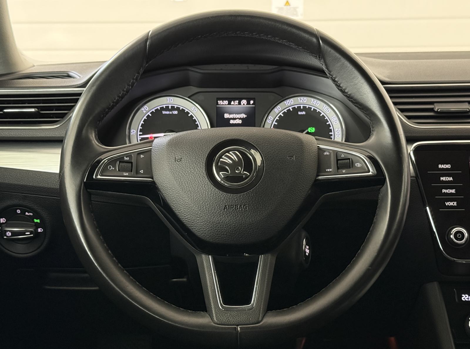 Škoda Superb 2,0 TDI DSG • HR AUTO • JAMSTVO 24MJ • LEASING BEZ UČEŠĆA, fotografija 10