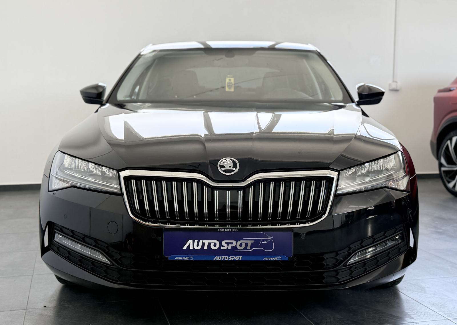 Škoda Superb 2,0 TDI DSG • HR AUTO • JAMSTVO 24MJ • LEASING BEZ UČEŠĆA, fotografija 5
