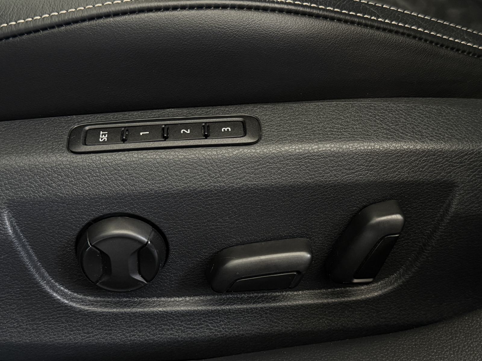Škoda Superb 2,0 TDI DSG • HR AUTO • JAMSTVO 24MJ • LEASING BEZ UČEŠĆA, fotografija 16