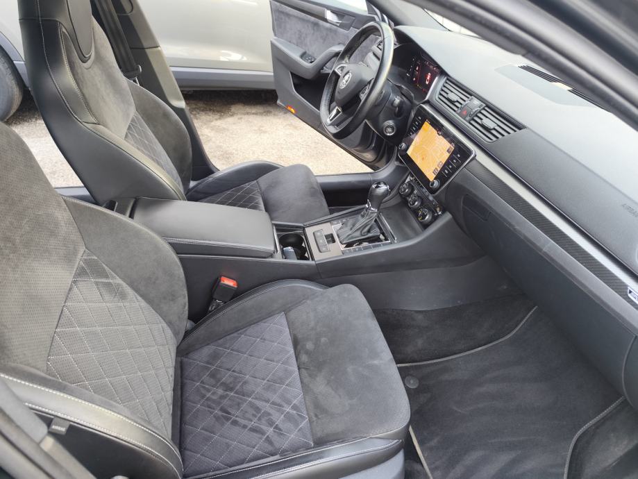 Škoda Superb 2,0 TDI automatik, fotografija 12