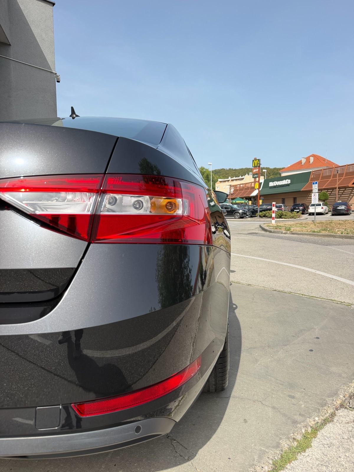 Škoda Superb 2,0 TDI DSG BUSINESS, fotografija 4