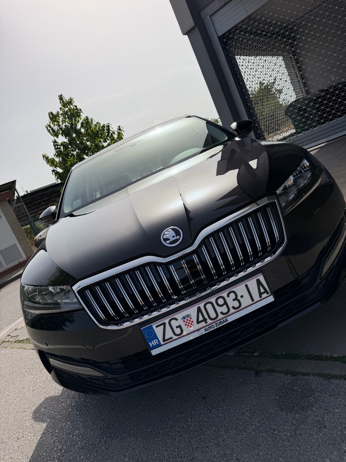 Škoda Superb 2,0 TDI DSG BUSINESS, fotografija 10