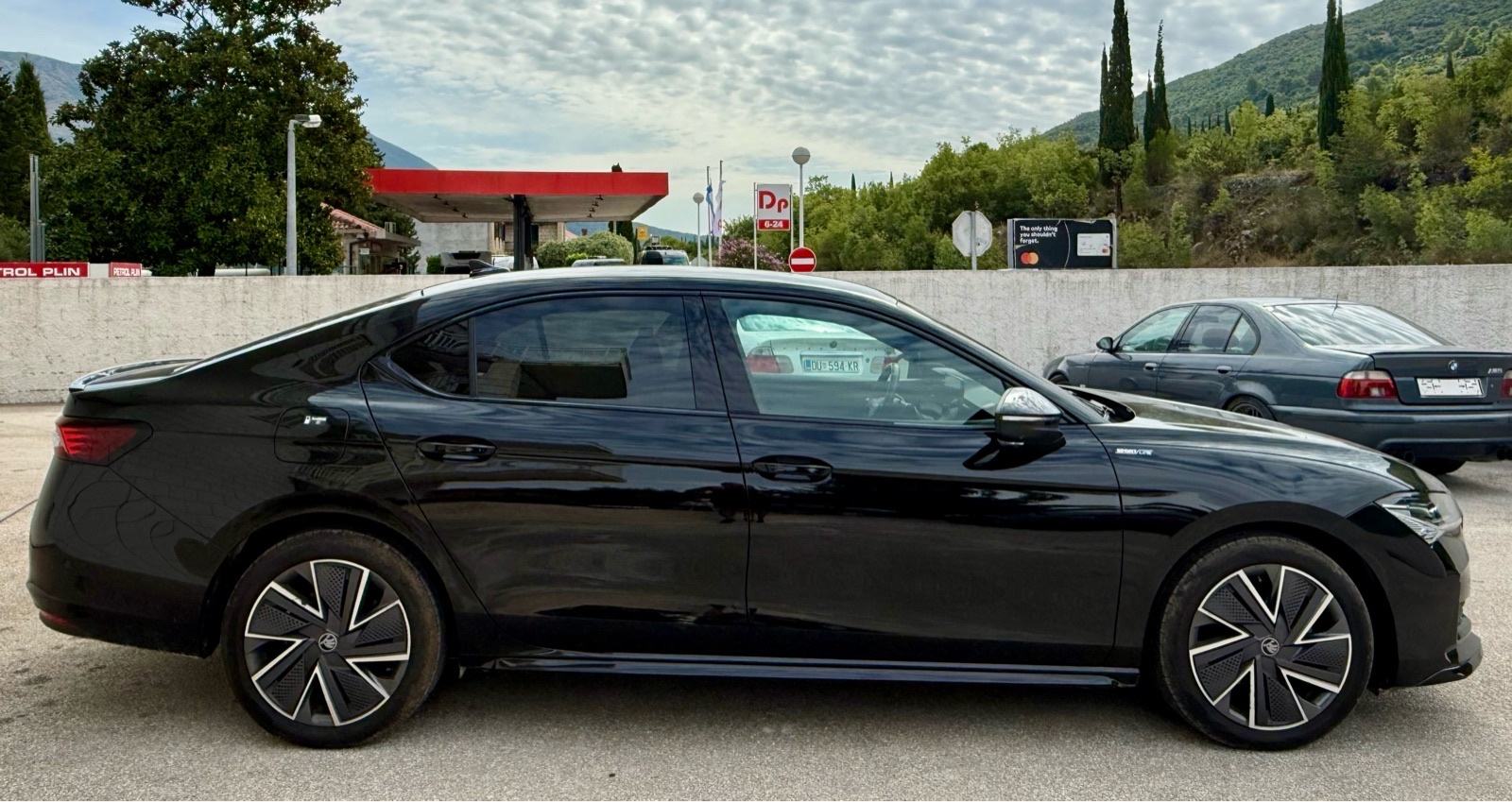 Škoda Superb 2,0 TDI automatik Sportline, fotografija 6