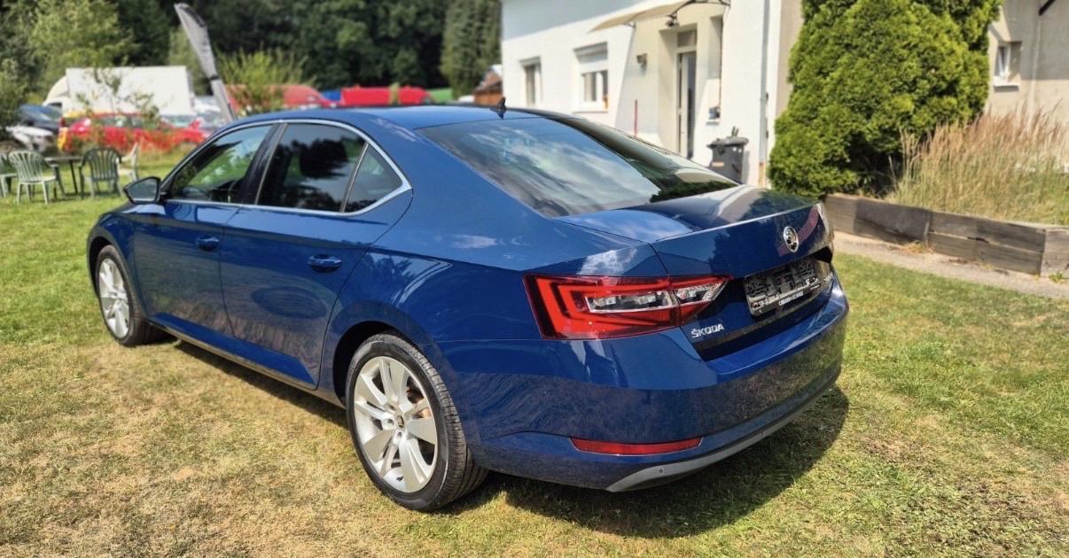 Škoda Superb 2.0 TDI #Bi-XENON #NAVI #PDC, fotografija 8