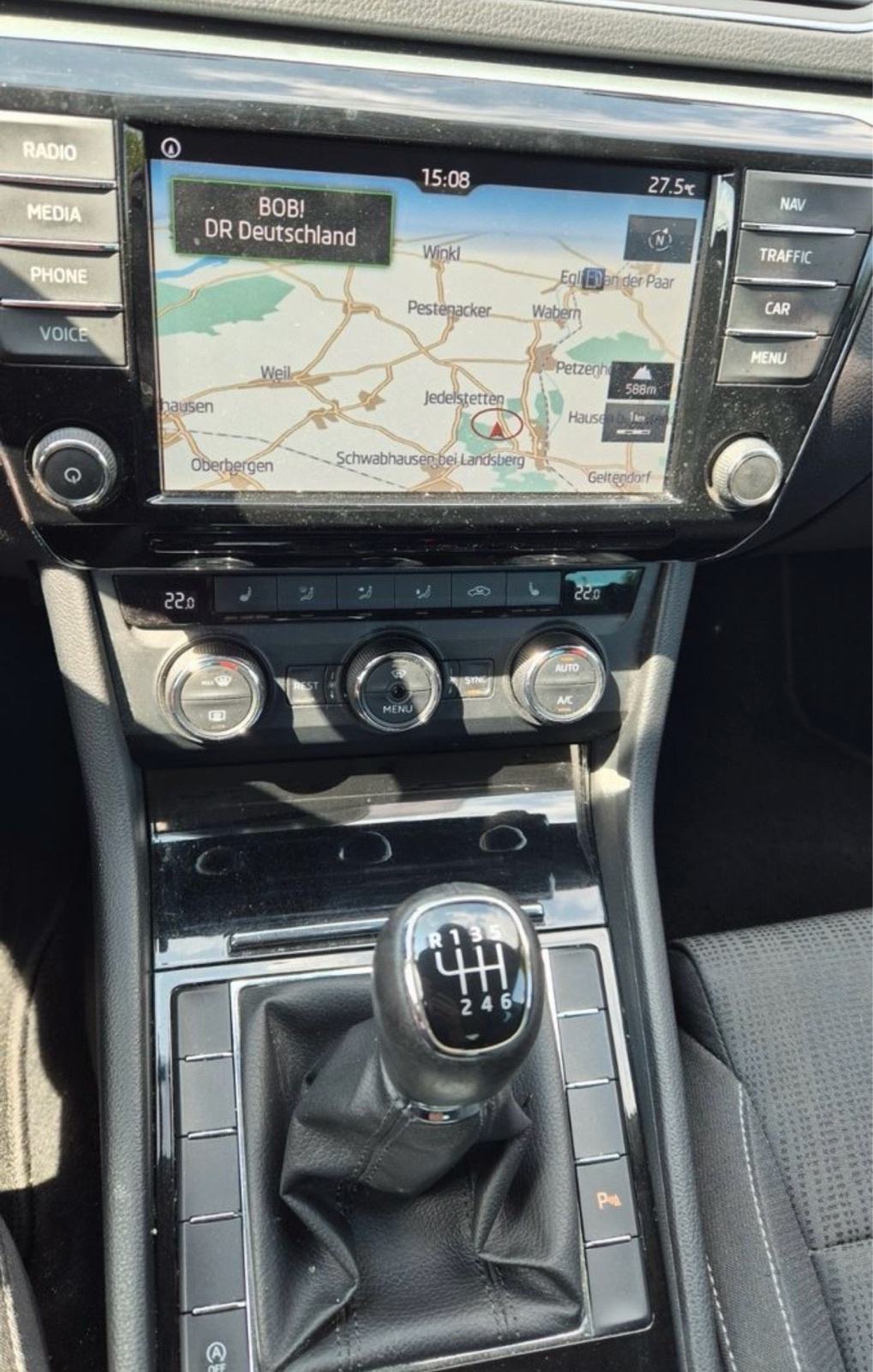 Škoda Superb 2.0 TDI #Bi-XENON #NAVI #PDC, fotografija 12