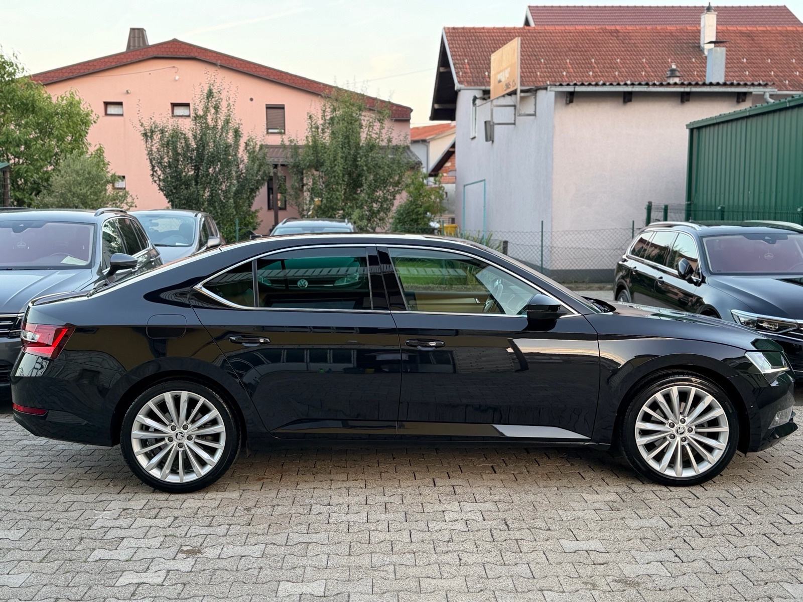 Škoda Superb 2,0 TDI DSG 140kw Style, Alu 19, Kamera, Navi, fotografija 6