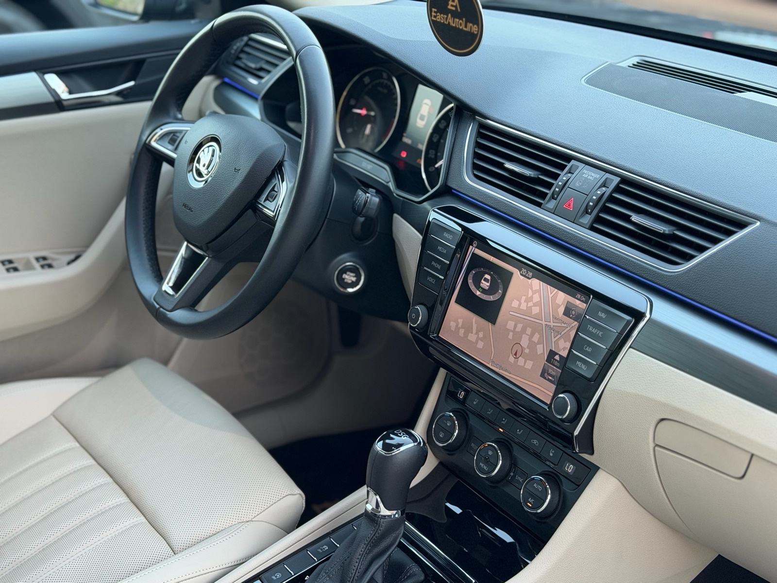 Škoda Superb 2,0 TDI DSG 140kw Style, Alu 19, Kamera, Navi, fotografija 20