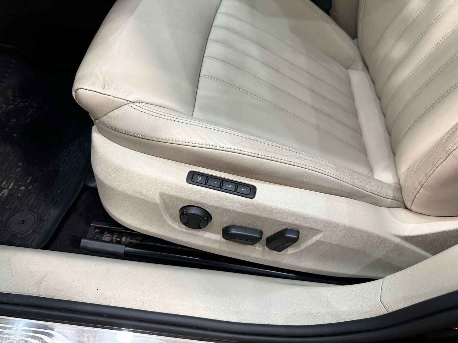 Škoda Superb 2,0 TDI DSG 190KS L&K NAVI KAMERA MEM.SIC. KOŽA 1.VL., fotografija 8