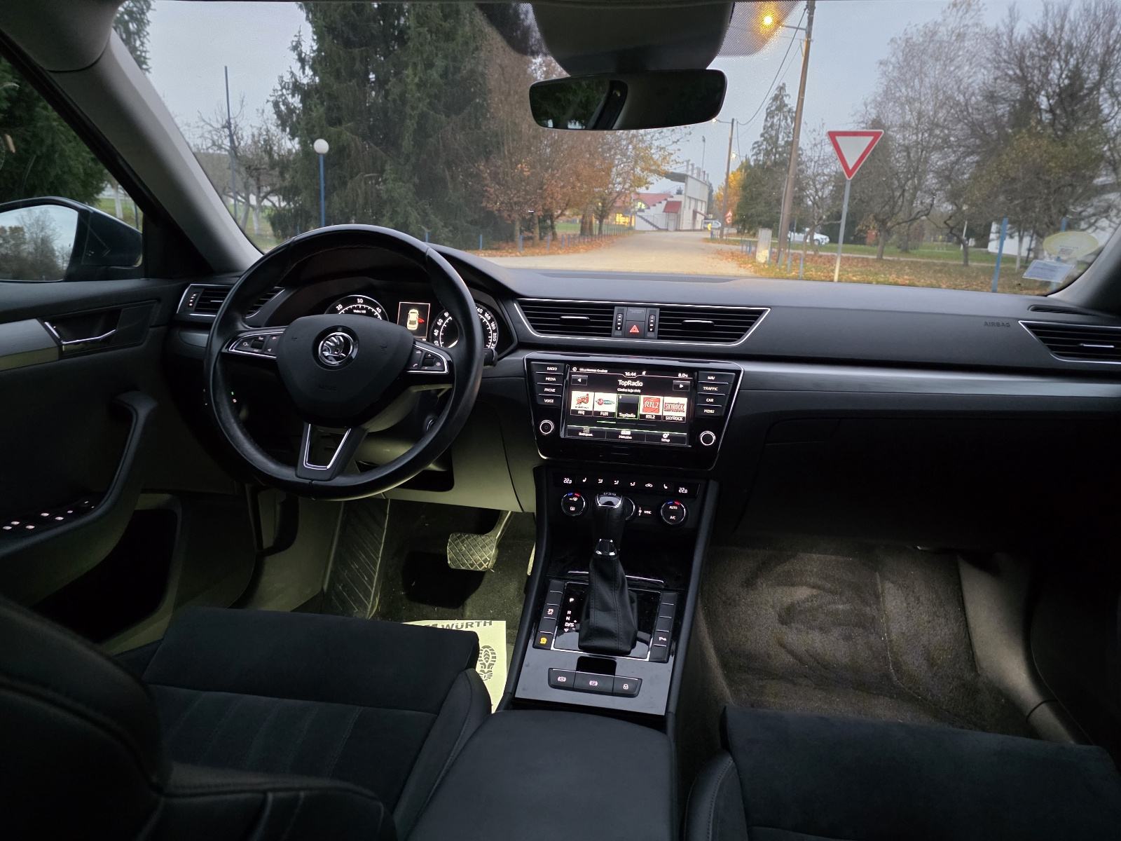 Škoda Superb 2,0 TDI DSG 190ks,led,navi,2xpdc, fotografija 8